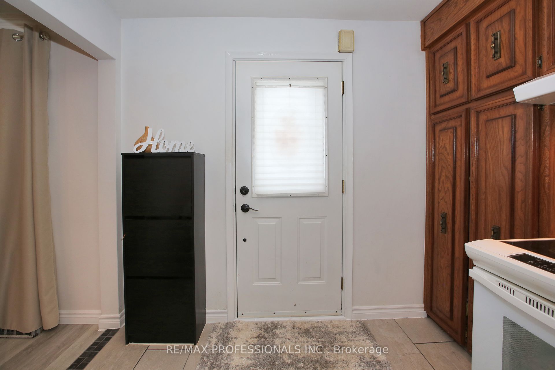 96 Nordin Avenue Property Photo 4