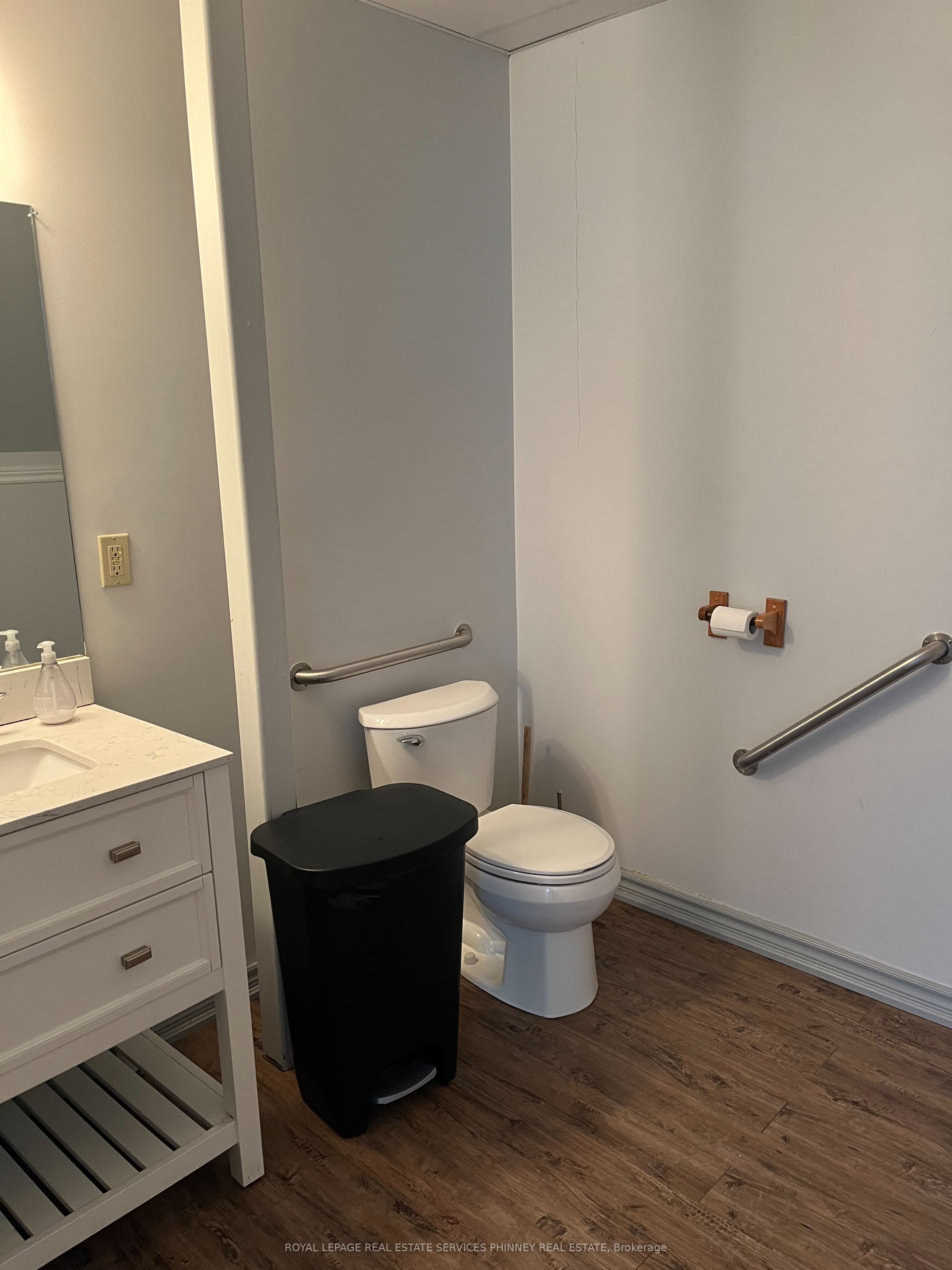#9 - 2355 Royal Windsor Drive Property Photo 13