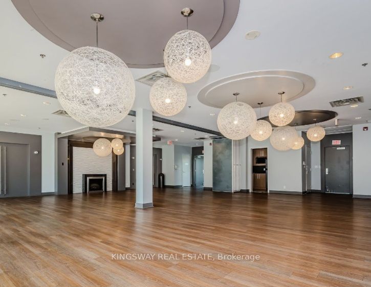 60 Absolute Avenue 808 Property Photo 6