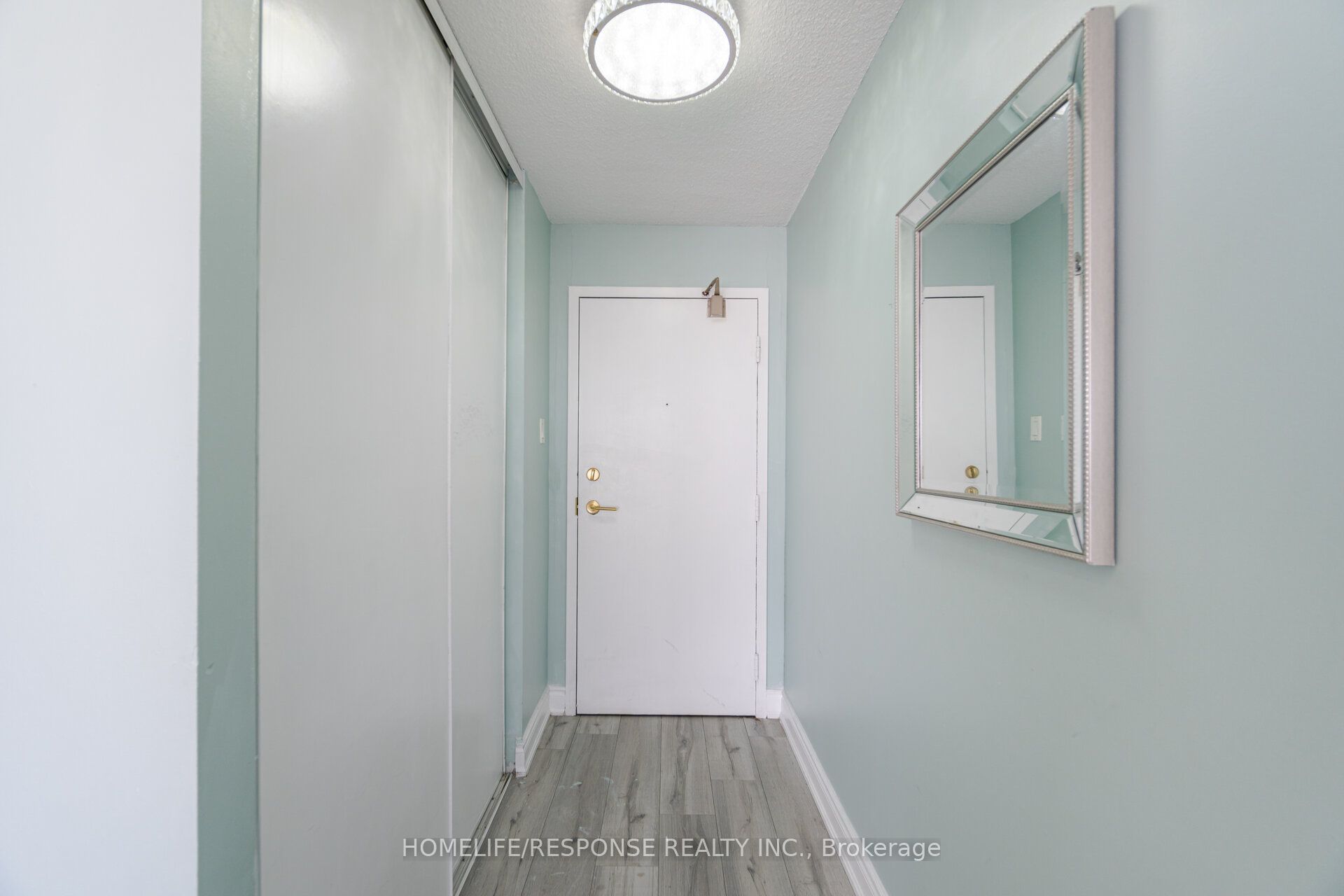 4185 Shipp Drive N 1615 Property Photo 5