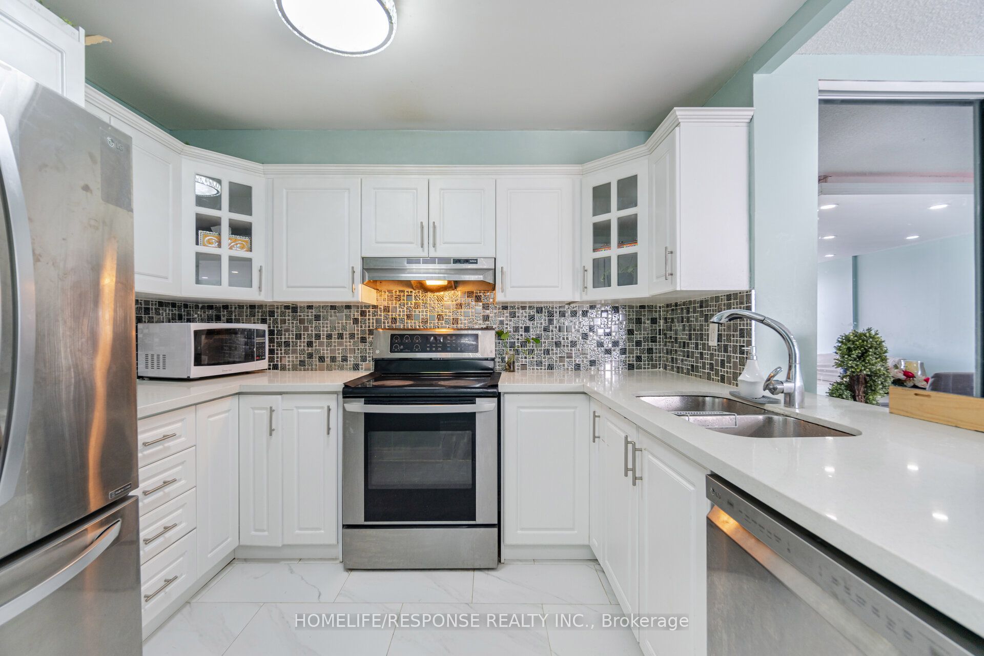 4185 Shipp Drive N 1615 Property Photo 8