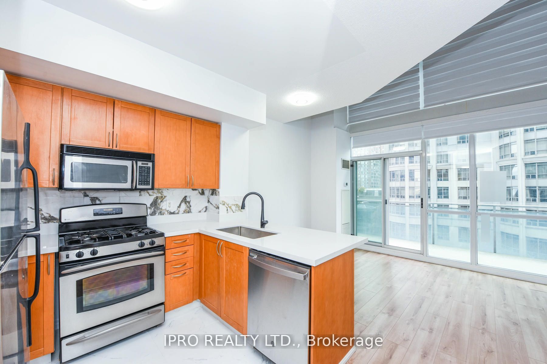 #513 - 3939 Duke Of York Boulevard Property Photo 15