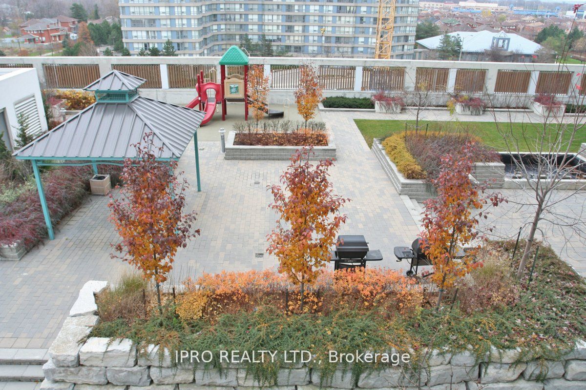 #513 - 3939 Duke Of York Boulevard Property Photo 36
