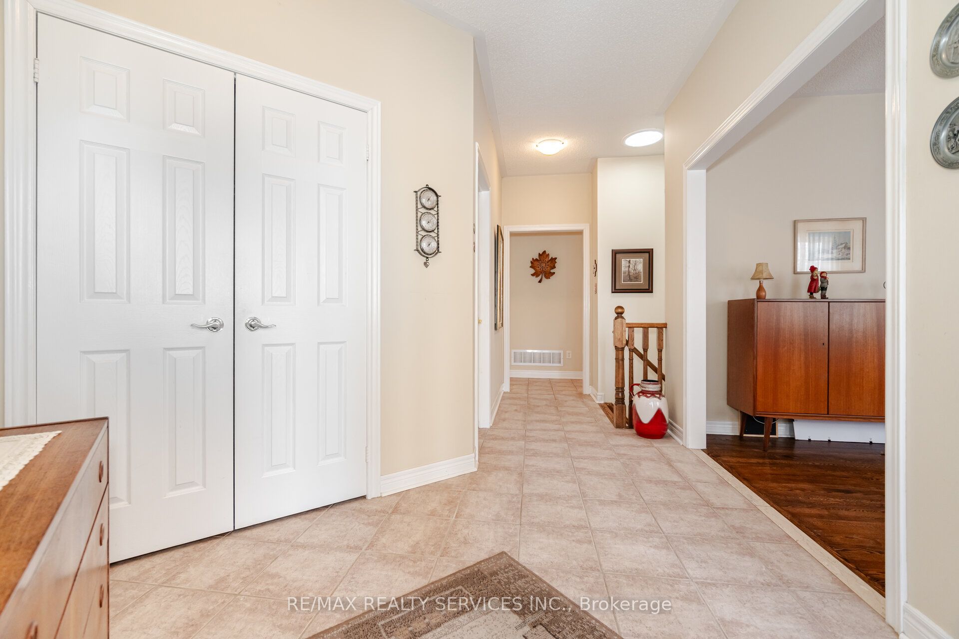 10 Orchard Park Gate Property Photo 6
