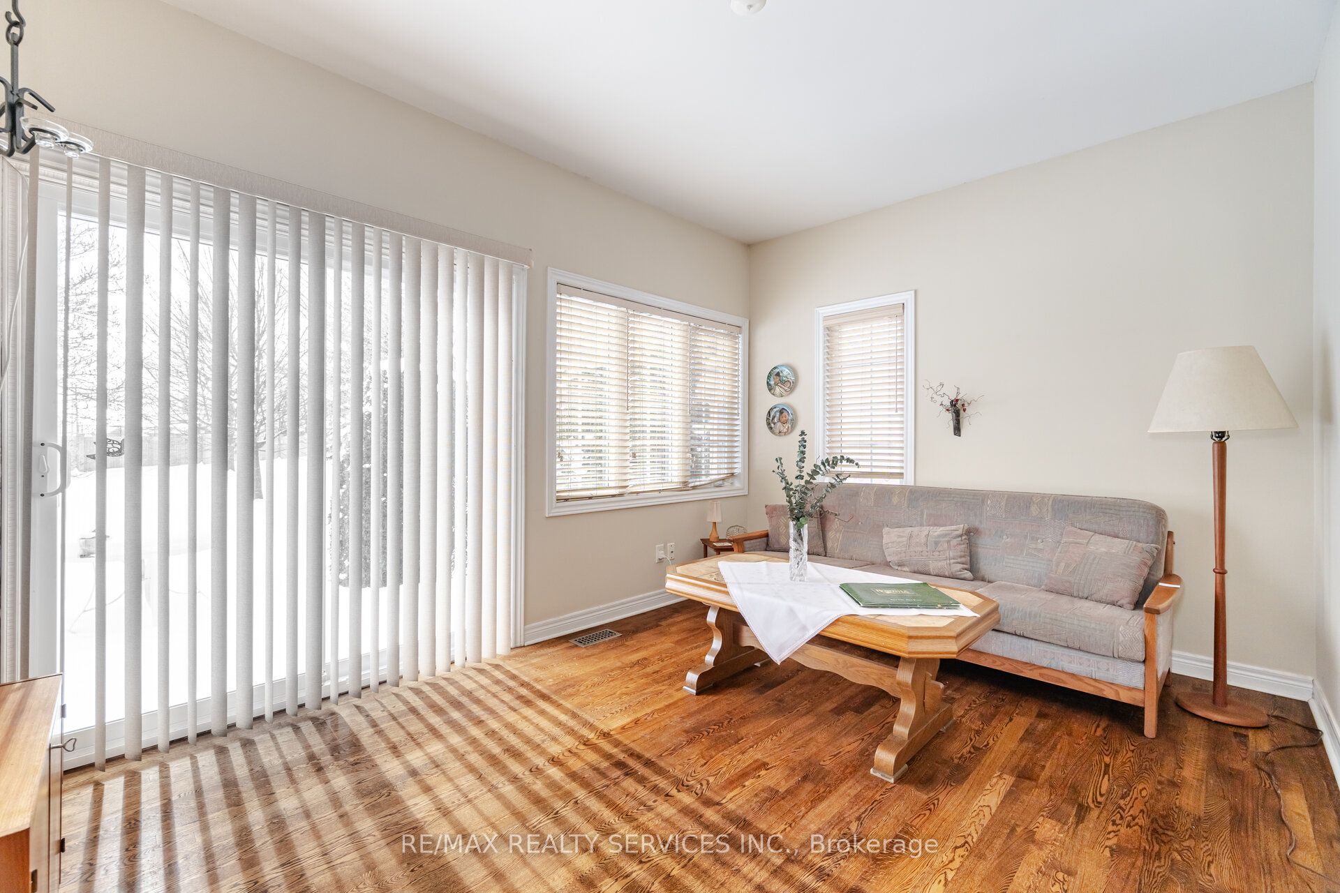 10 Orchard Park Gate Property Photo 16