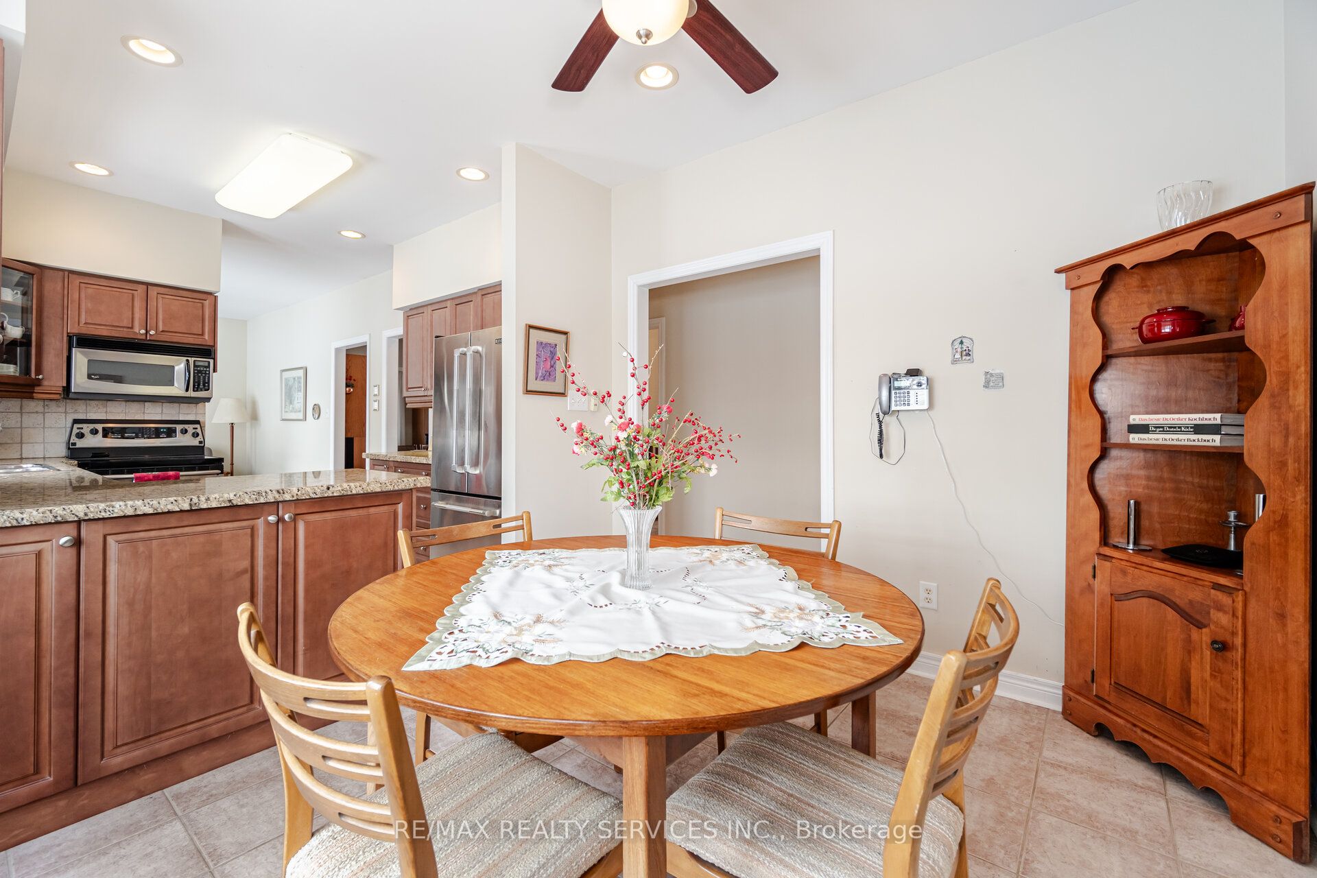 10 Orchard Park Gate Property Photo 22