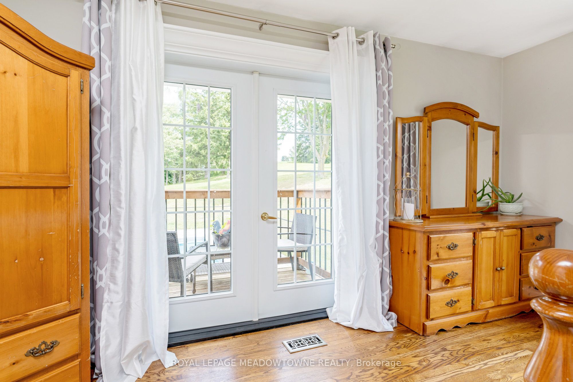 19997 Willoughby Road W Property Photo 20