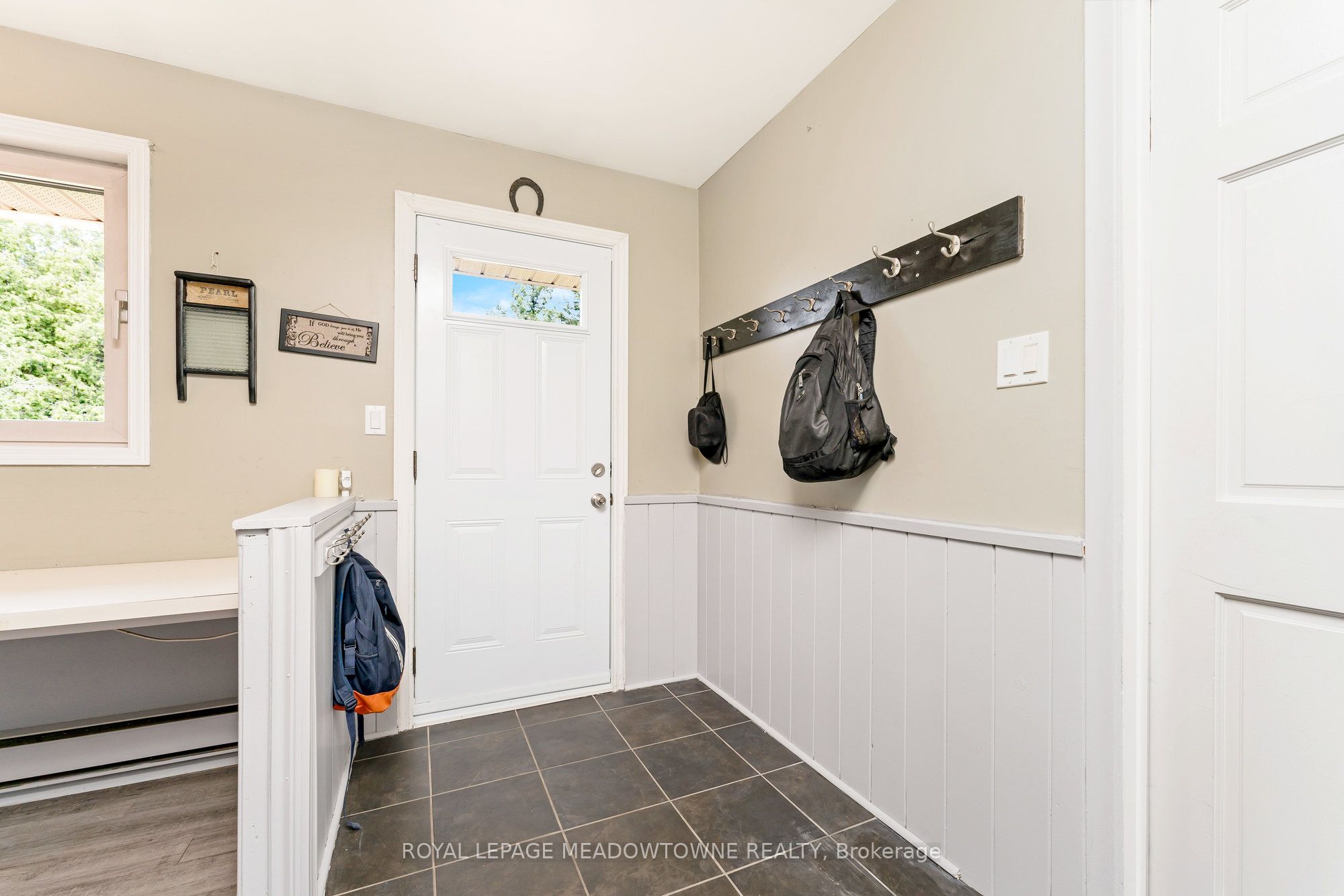 19997 Willoughby Road W Property Photo 43