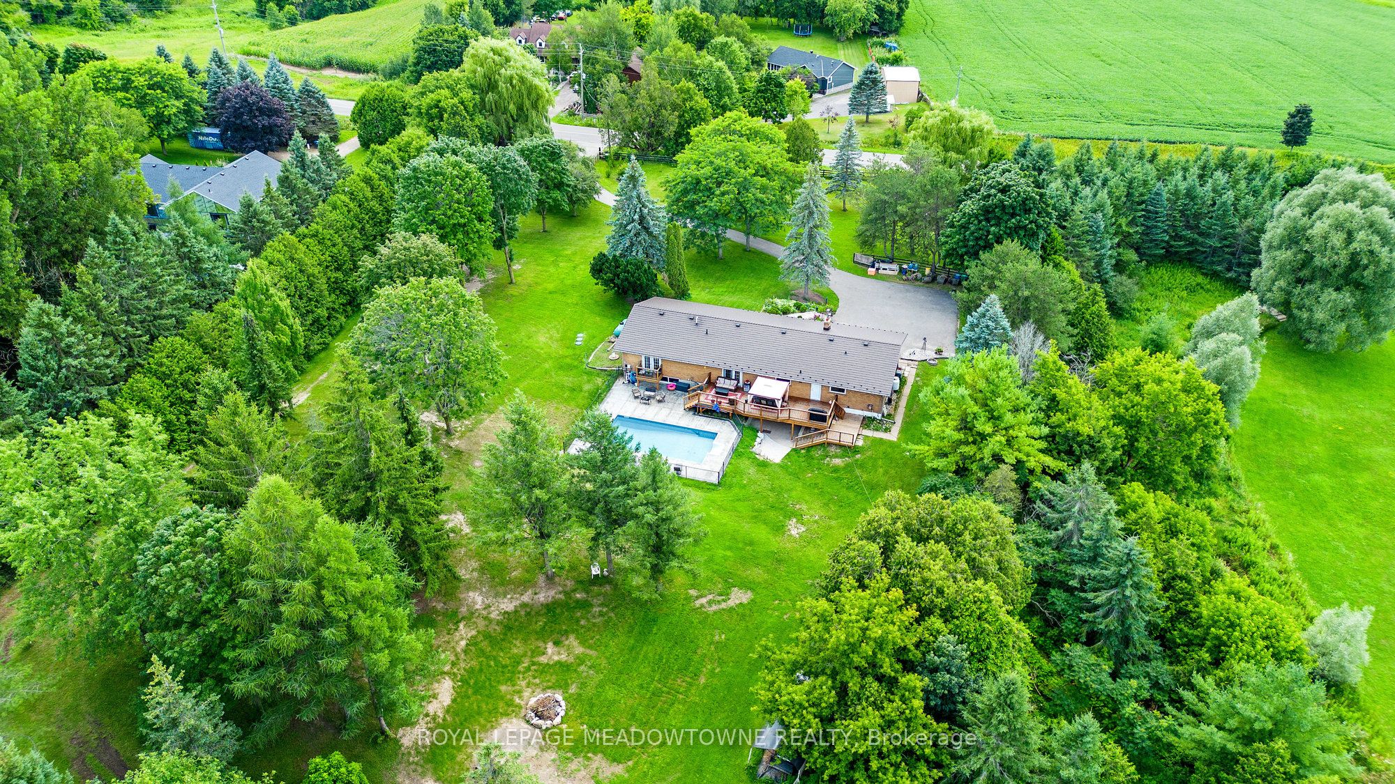 19997 Willoughby Road W Property Photo 50