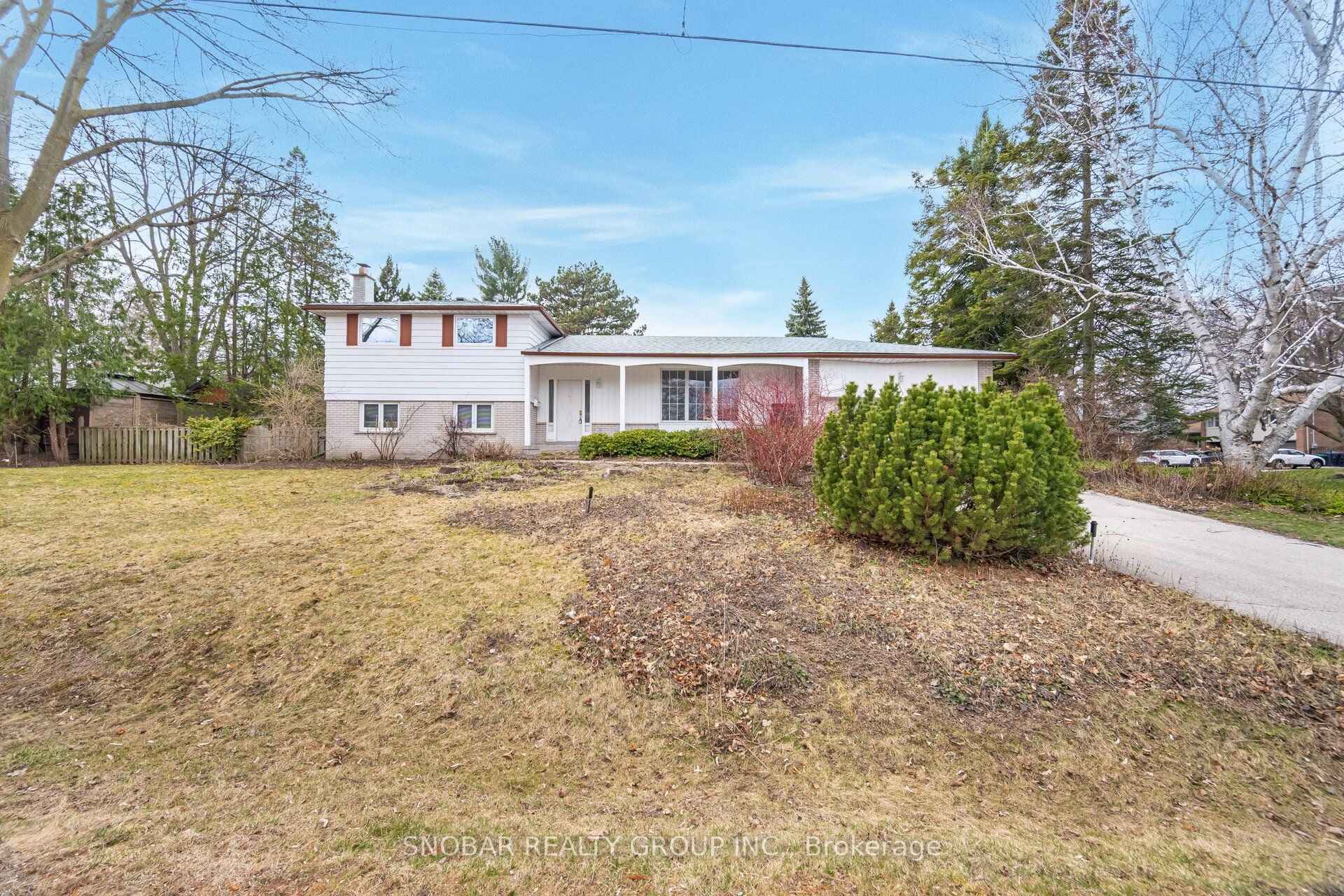 3483 Enniskillen Circle Property Photo 1