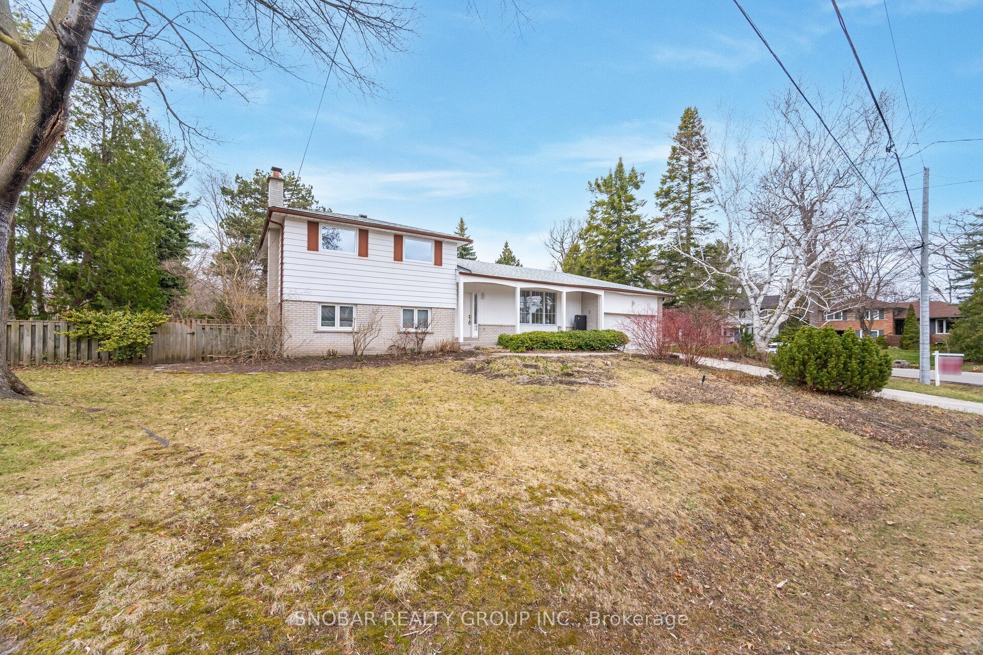 3483 Enniskillen Circle Property Photo 2