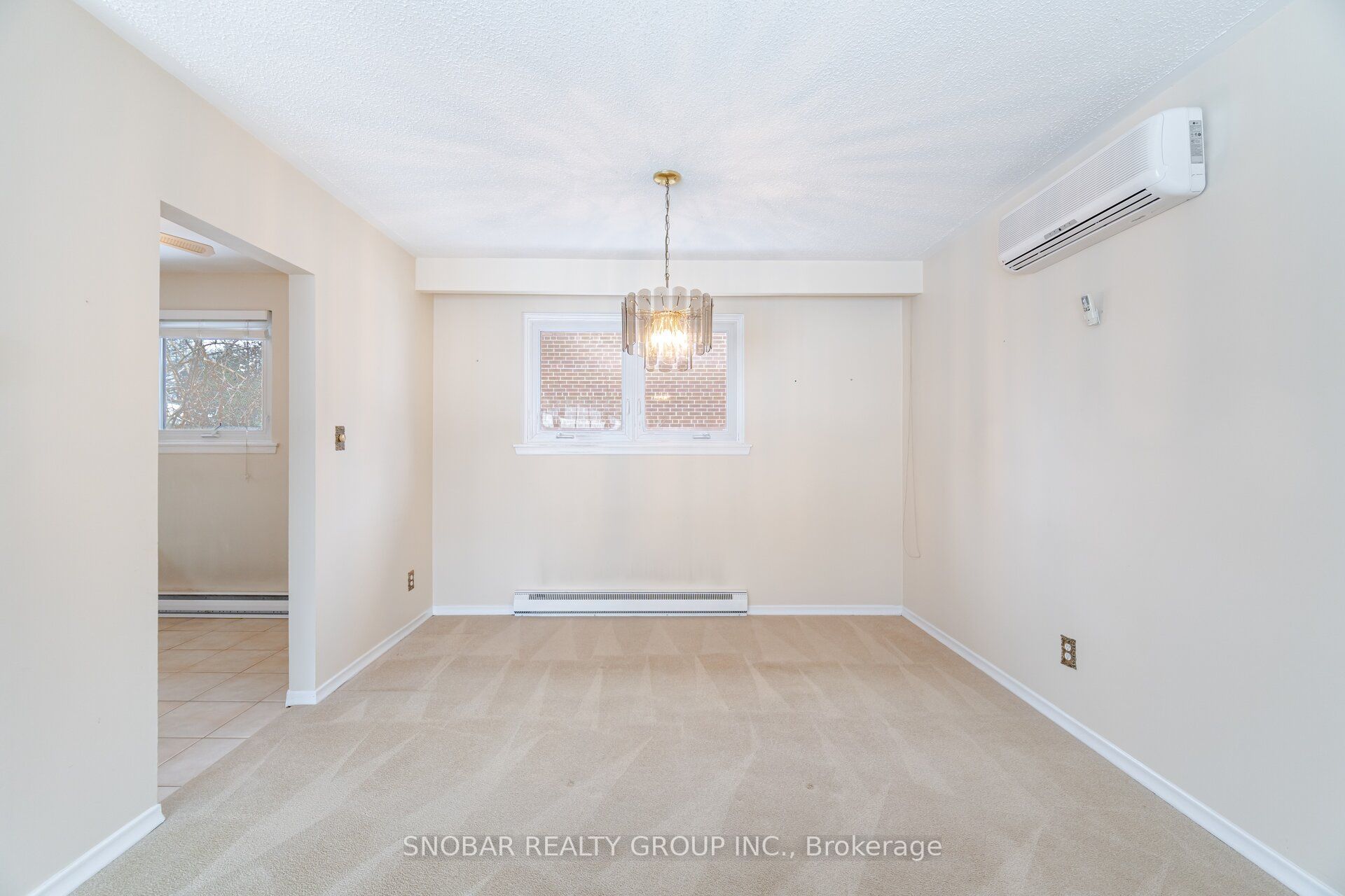 3483 Enniskillen Circle Property Photo 7