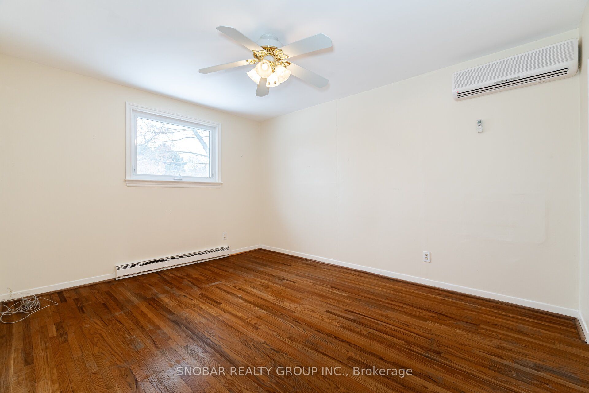 3483 Enniskillen Circle Property Photo 14