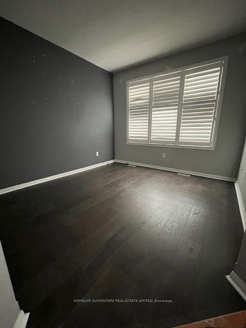 912 Bennett Boulevard Property Photo 5