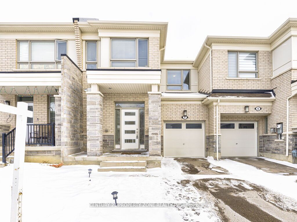 7 Circus Crescent Property Photo 1