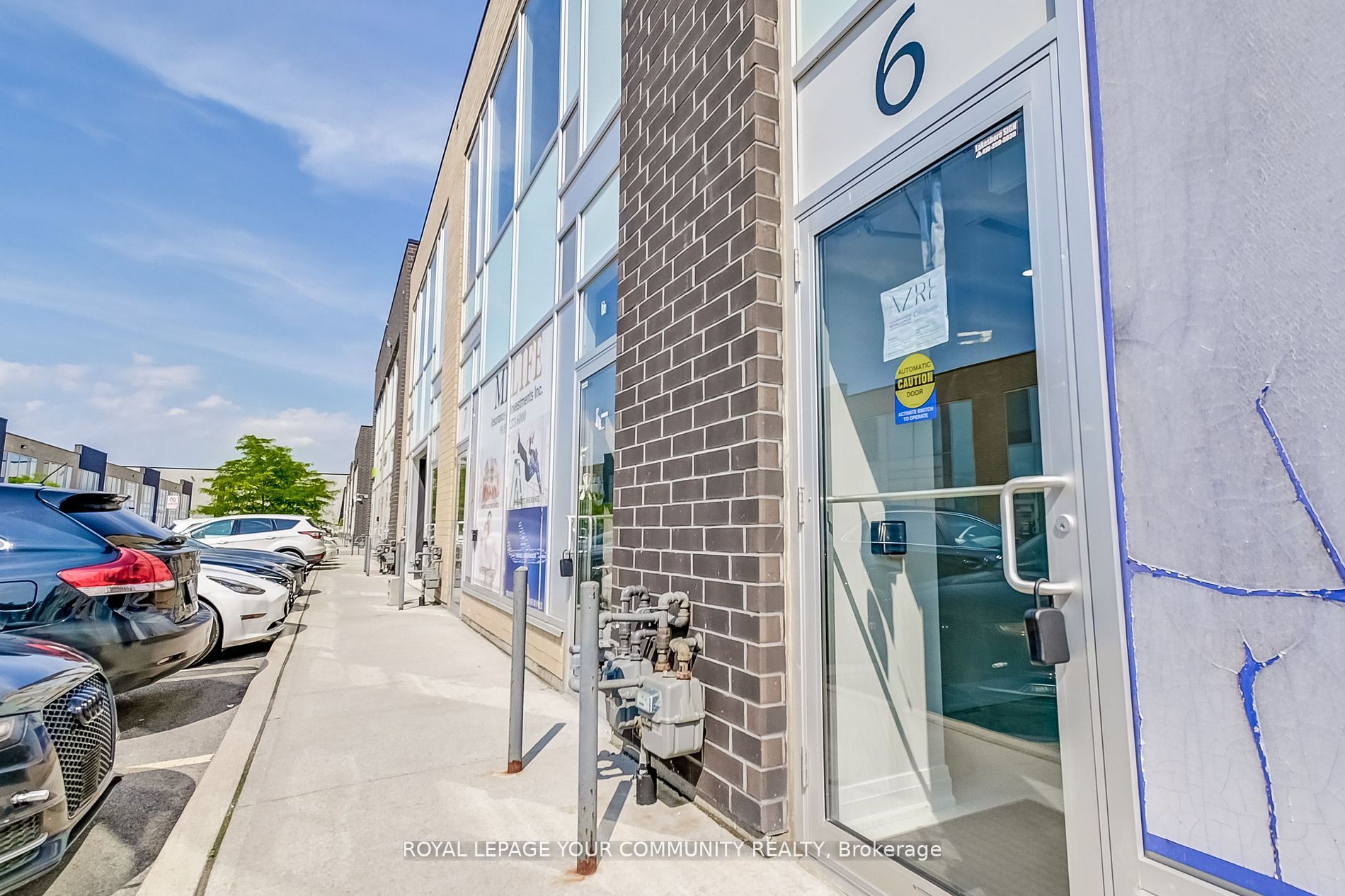 #6 & 7 - 1185 Queensway Property Photo 2