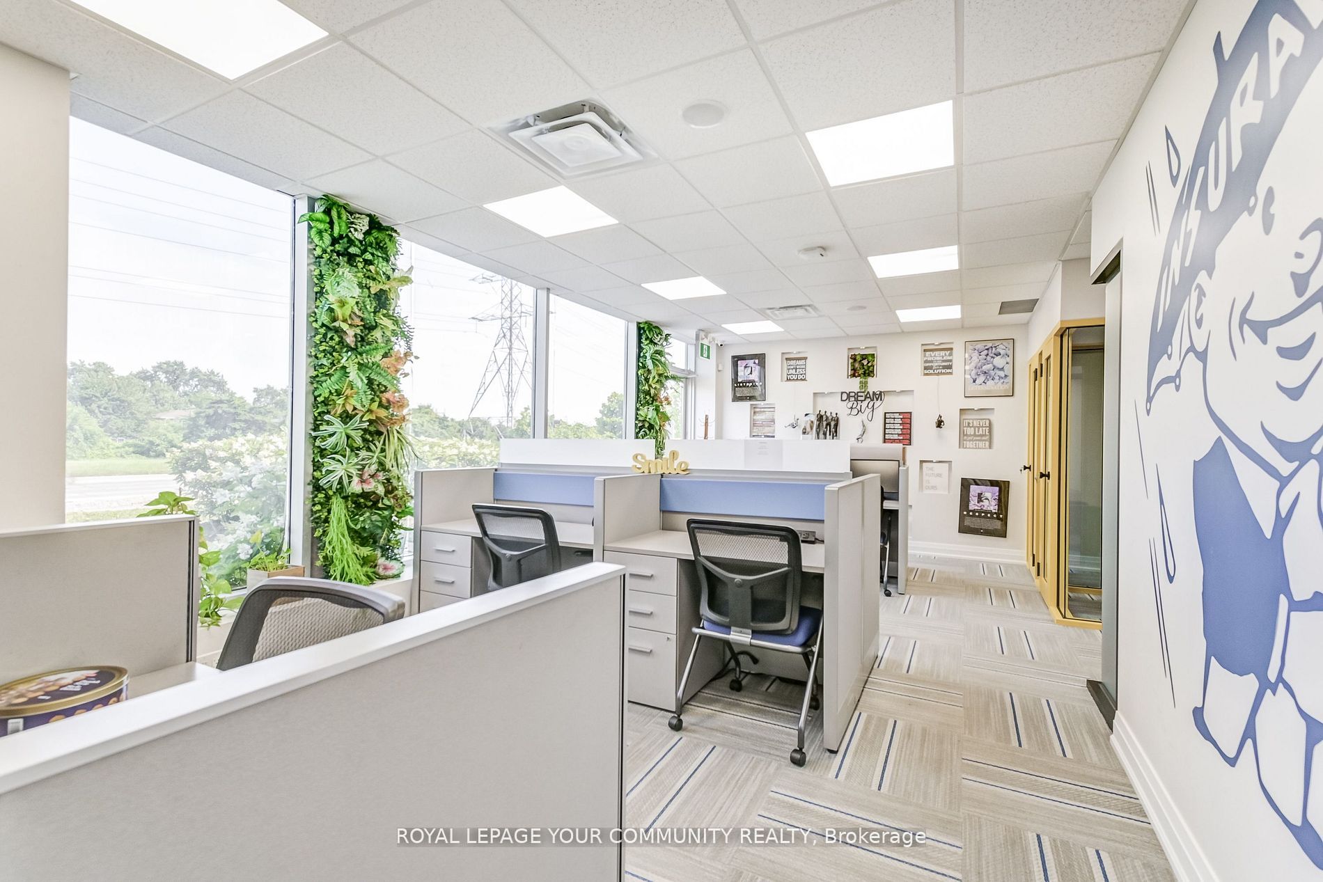 #6 & 7 - 1185 Queensway Property Photo 17