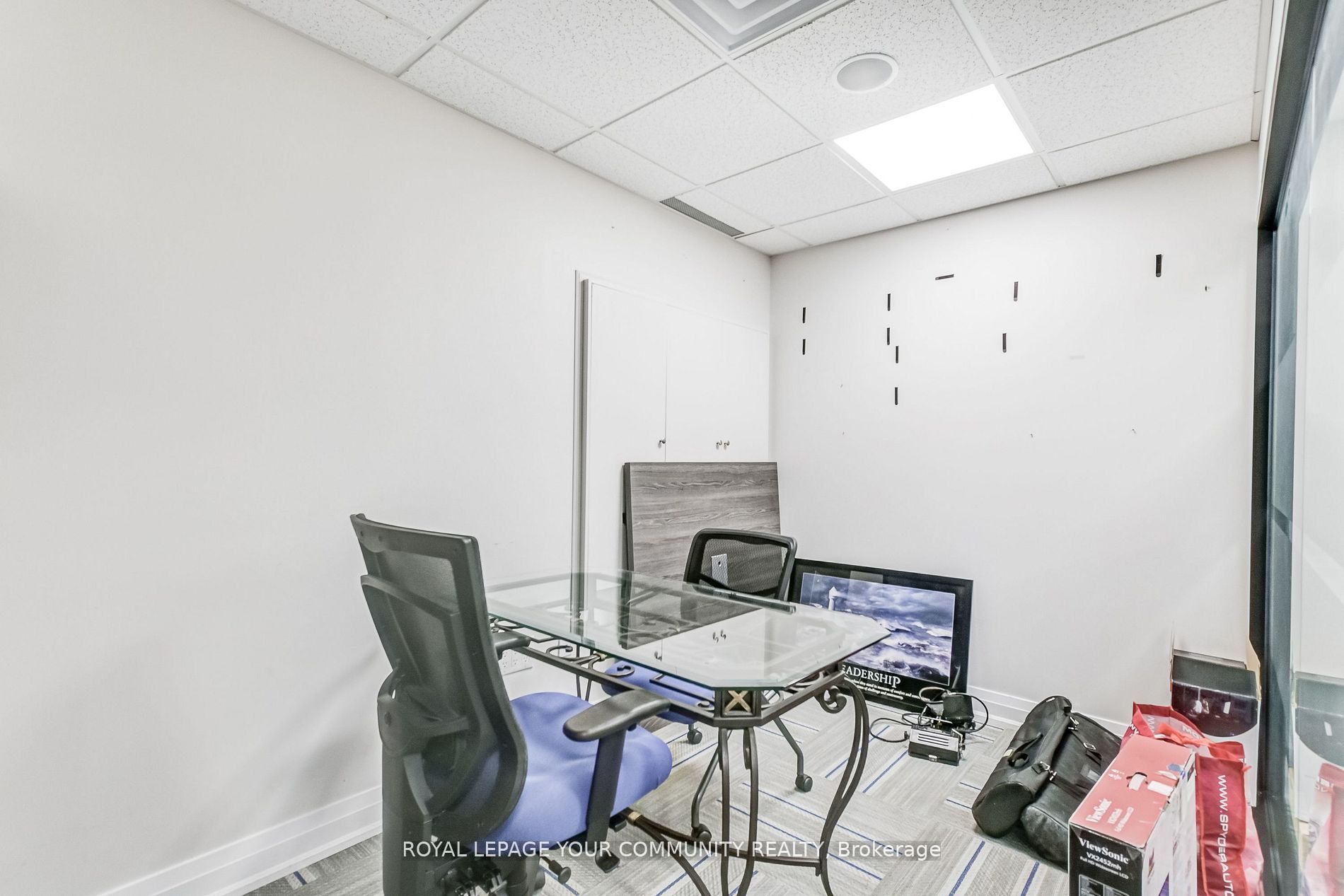 #6 & 7 - 1185 Queensway Property Photo 25