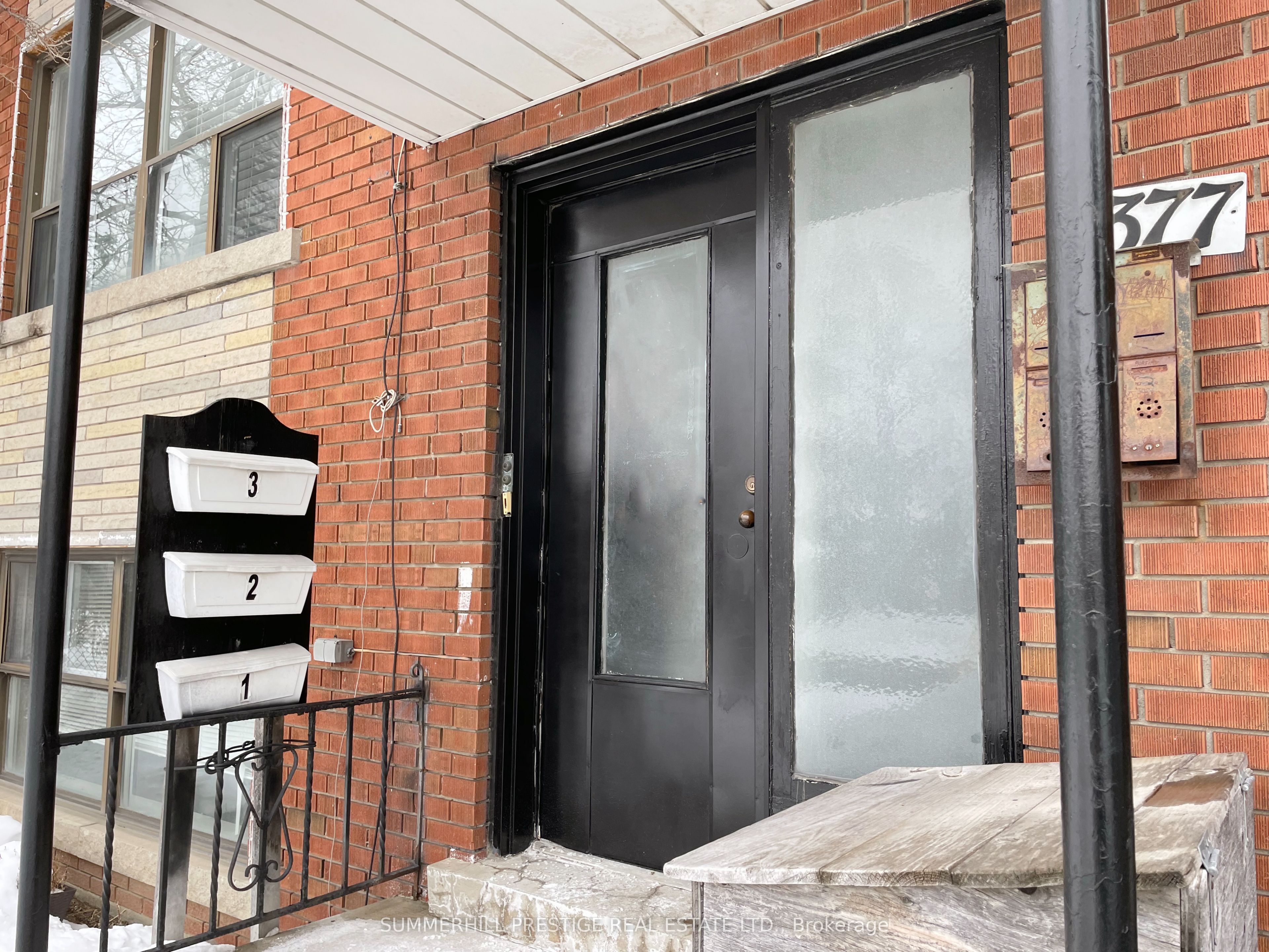 377 Caledonia Road Property Photo 3