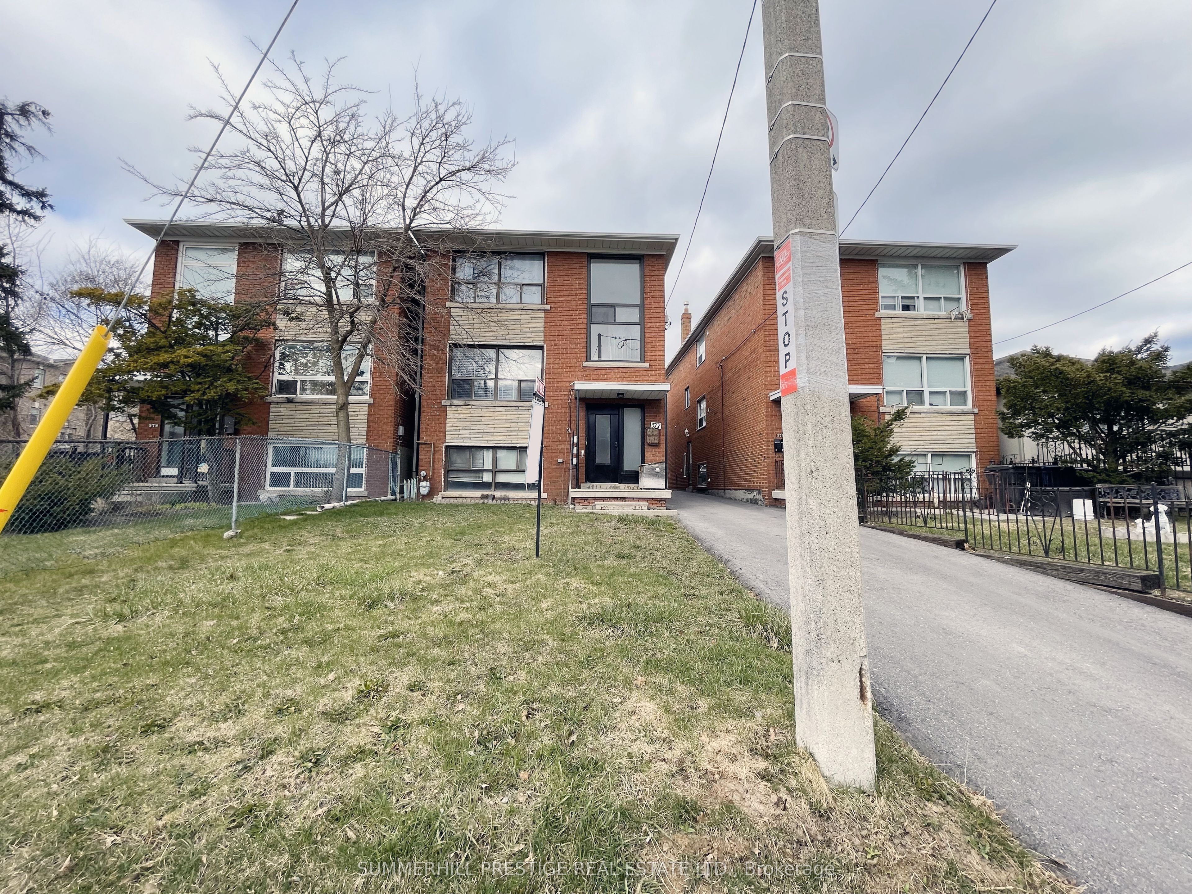 377 Caledonia Road Property Photo 4