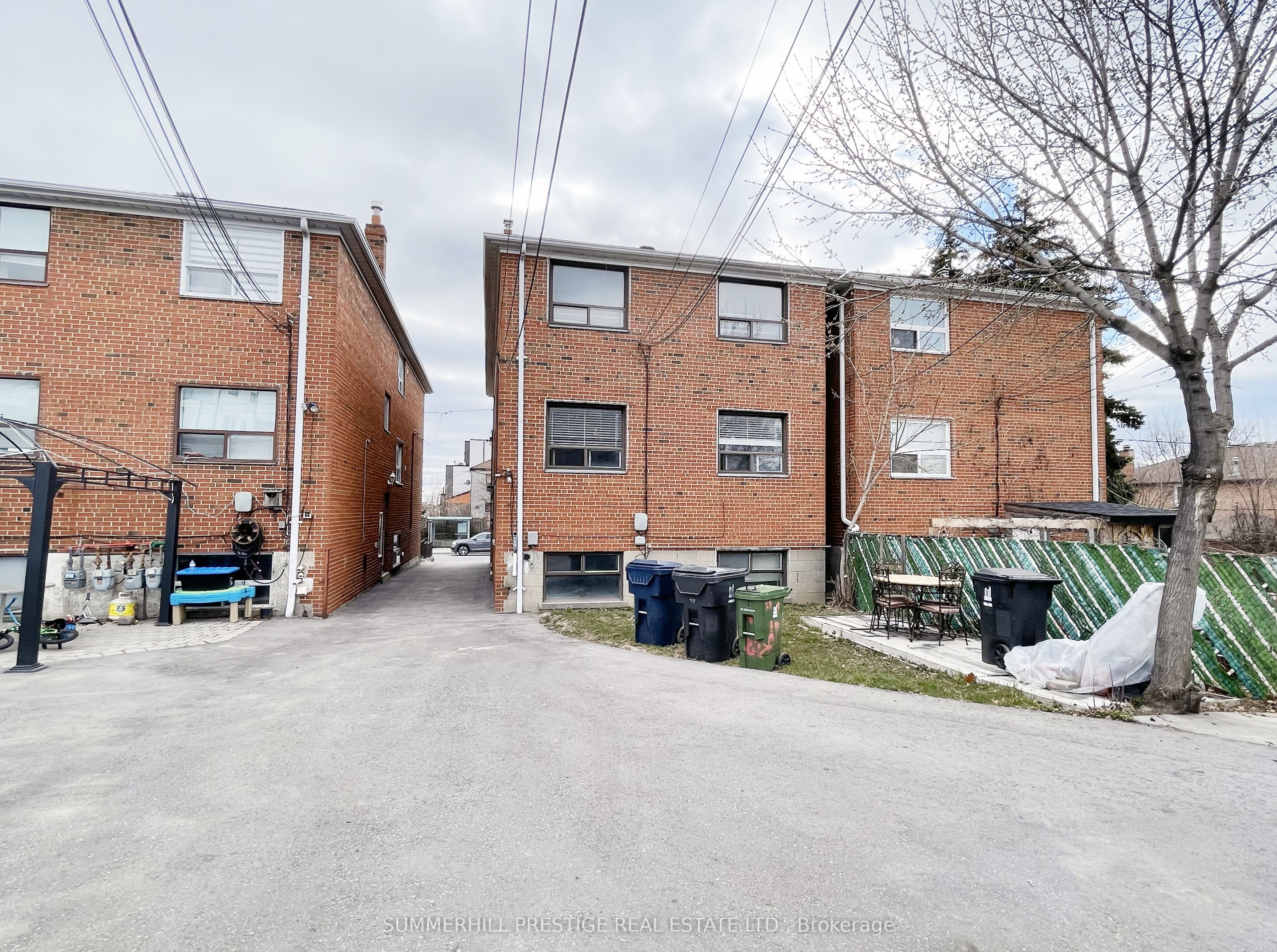 377 Caledonia Road Property Photo 6