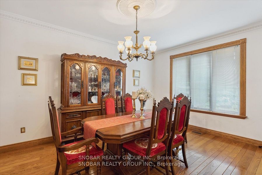 5 Weston Wood Road Property Photo 7