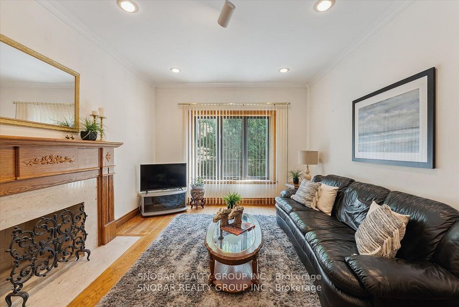 5 Weston Wood Road Property Photo 9
