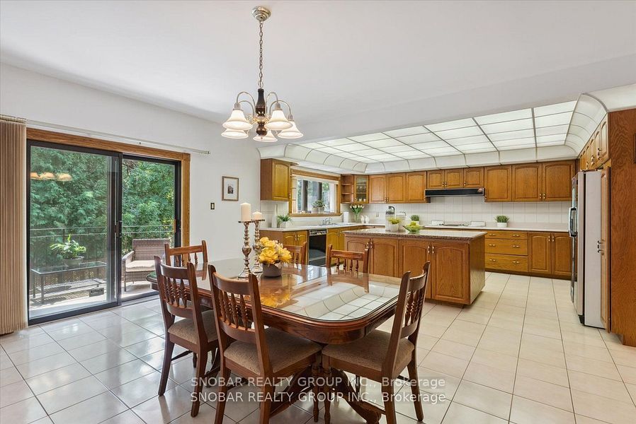 5 Weston Wood Road Property Photo 11