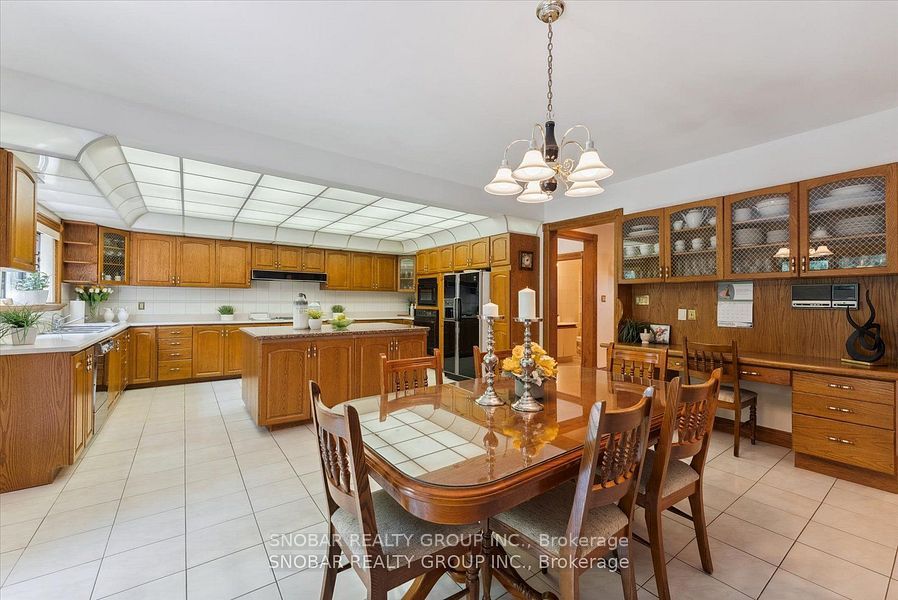 5 Weston Wood Road Property Photo 12