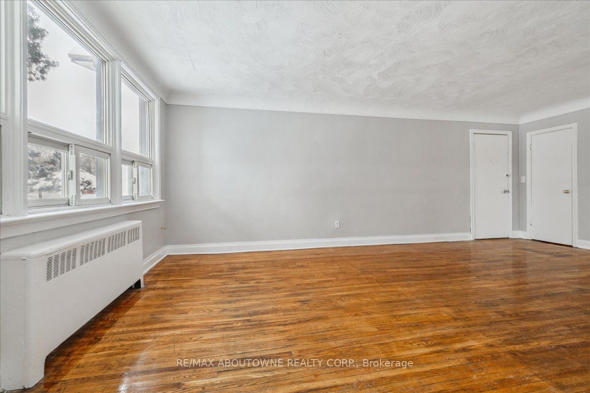 1023 Churchill Avenue 1 Property Photo 9