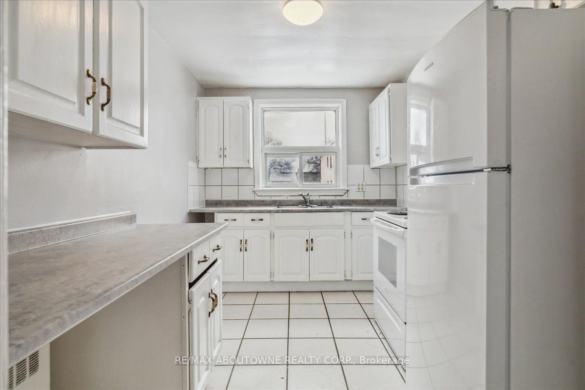 1023 Churchill Avenue 1 Property Photo 14