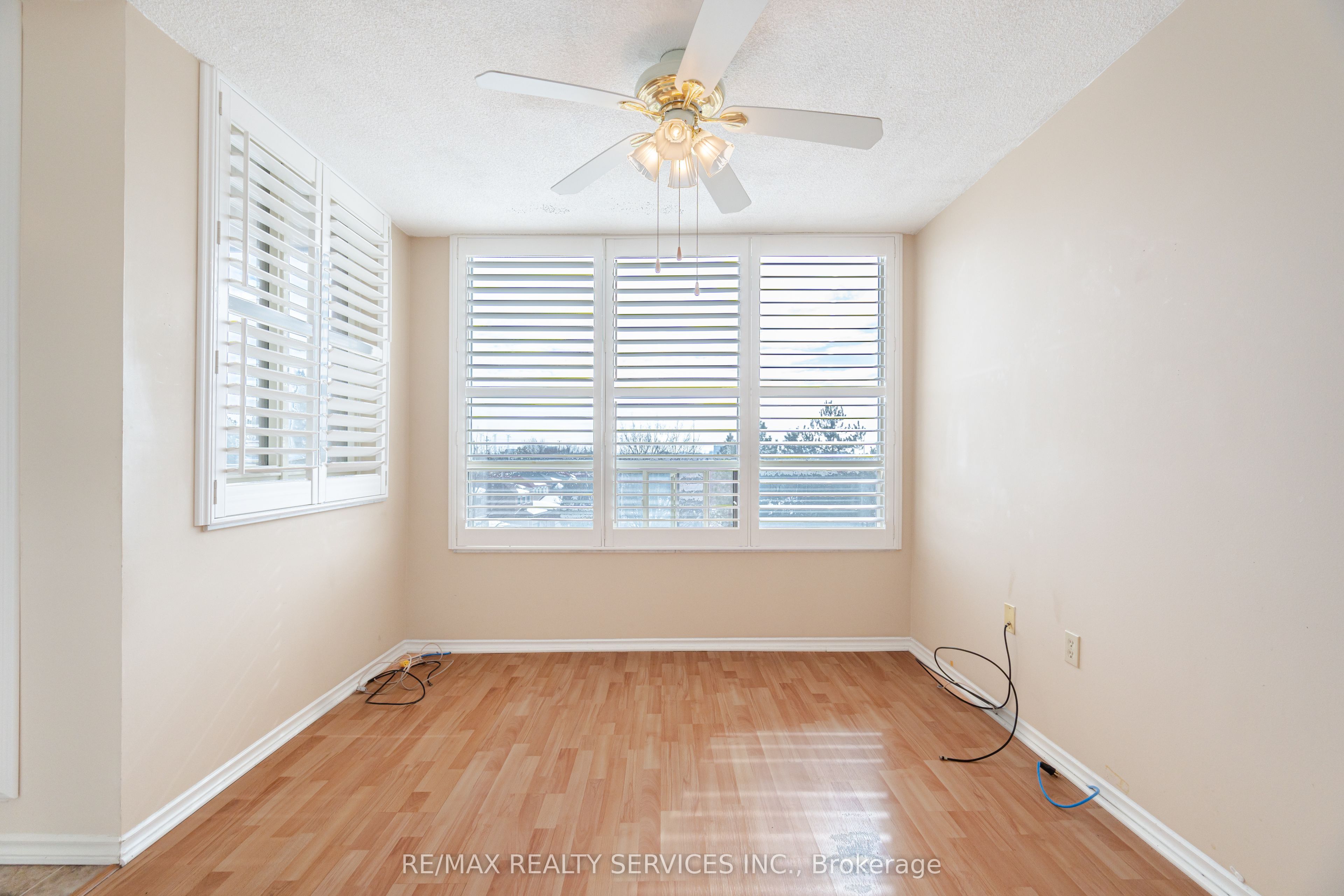 20 Cherrytree Drive 411 Property Photo 18