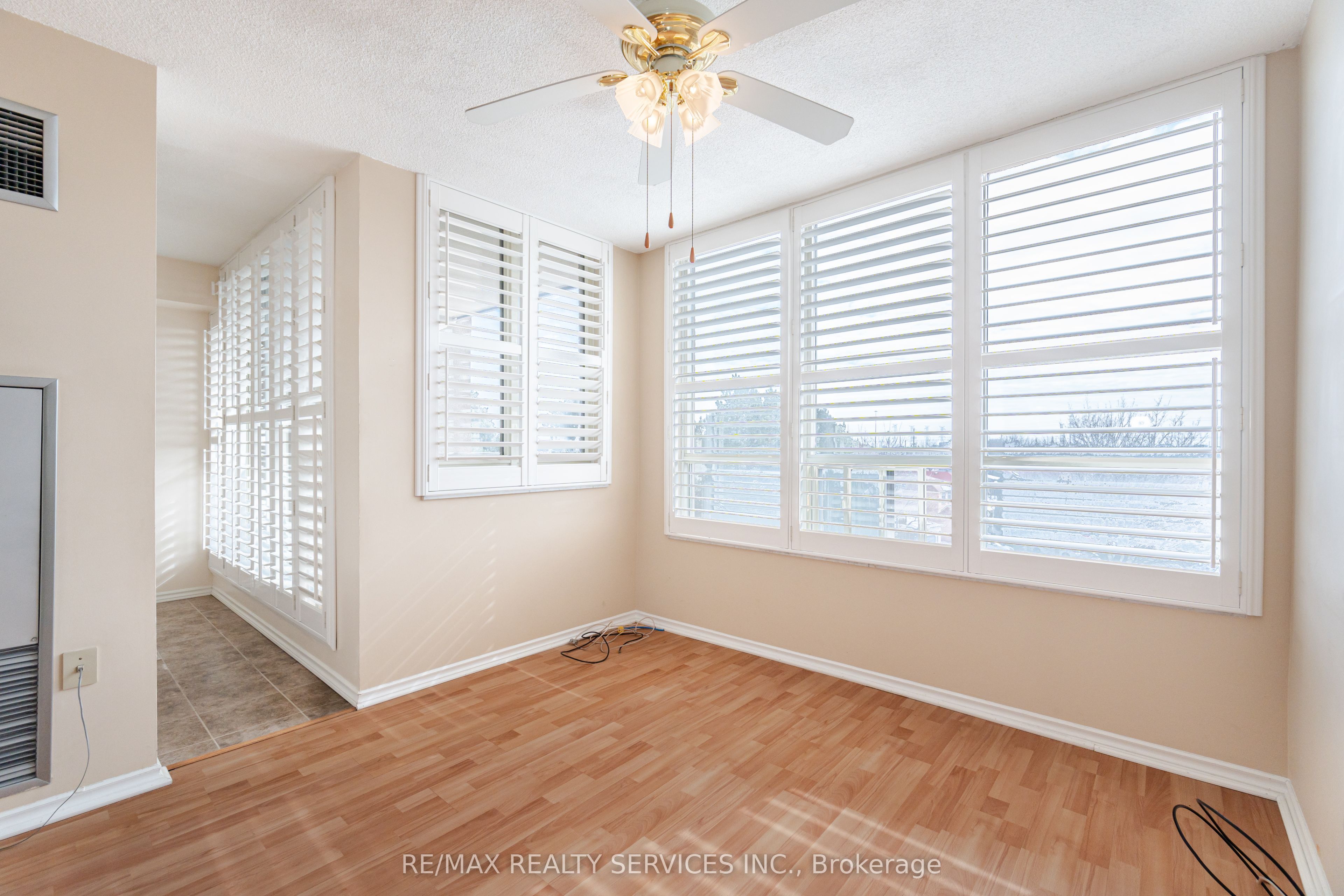 20 Cherrytree Drive 411 Property Photo 19