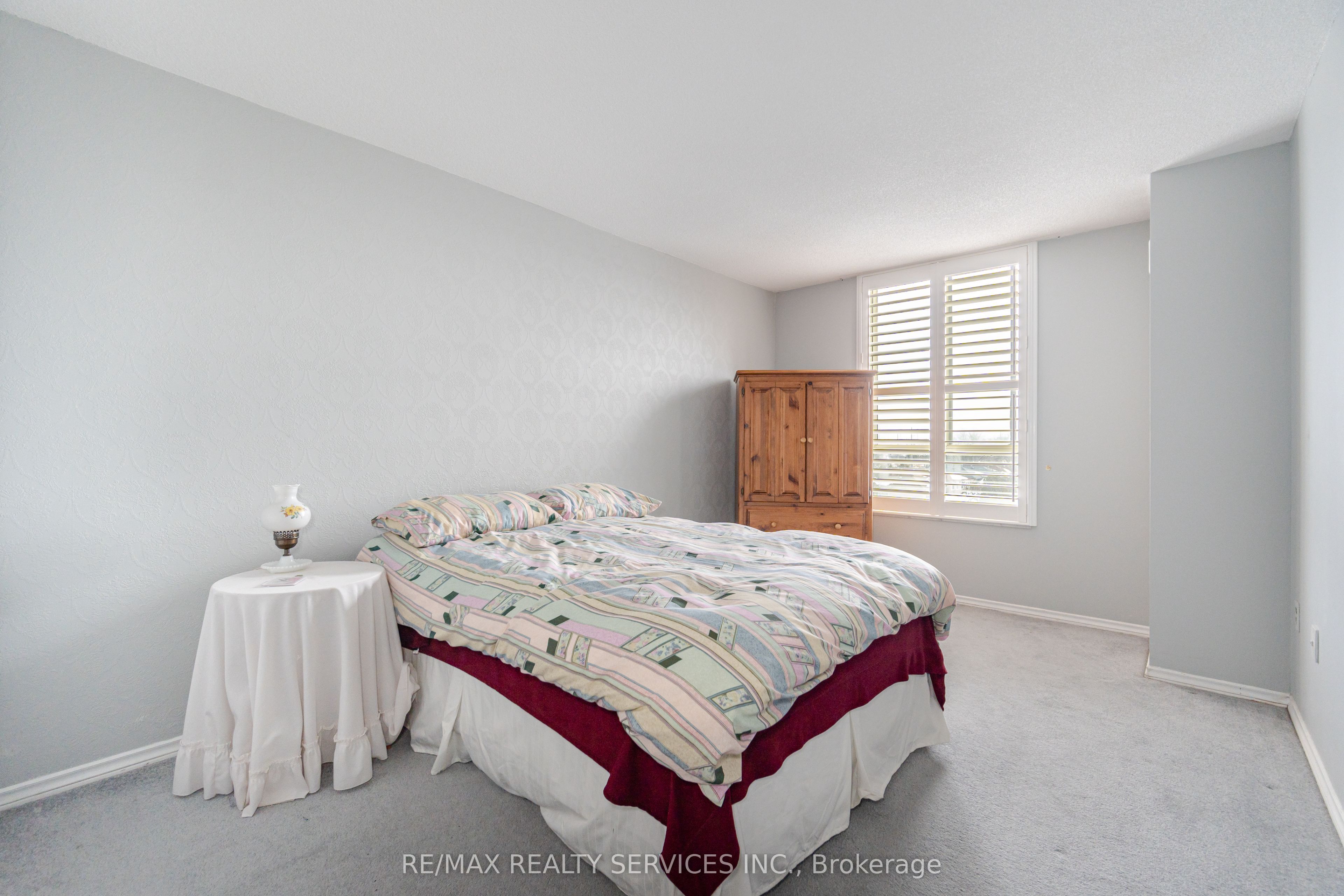 20 Cherrytree Drive 411 Property Photo 27