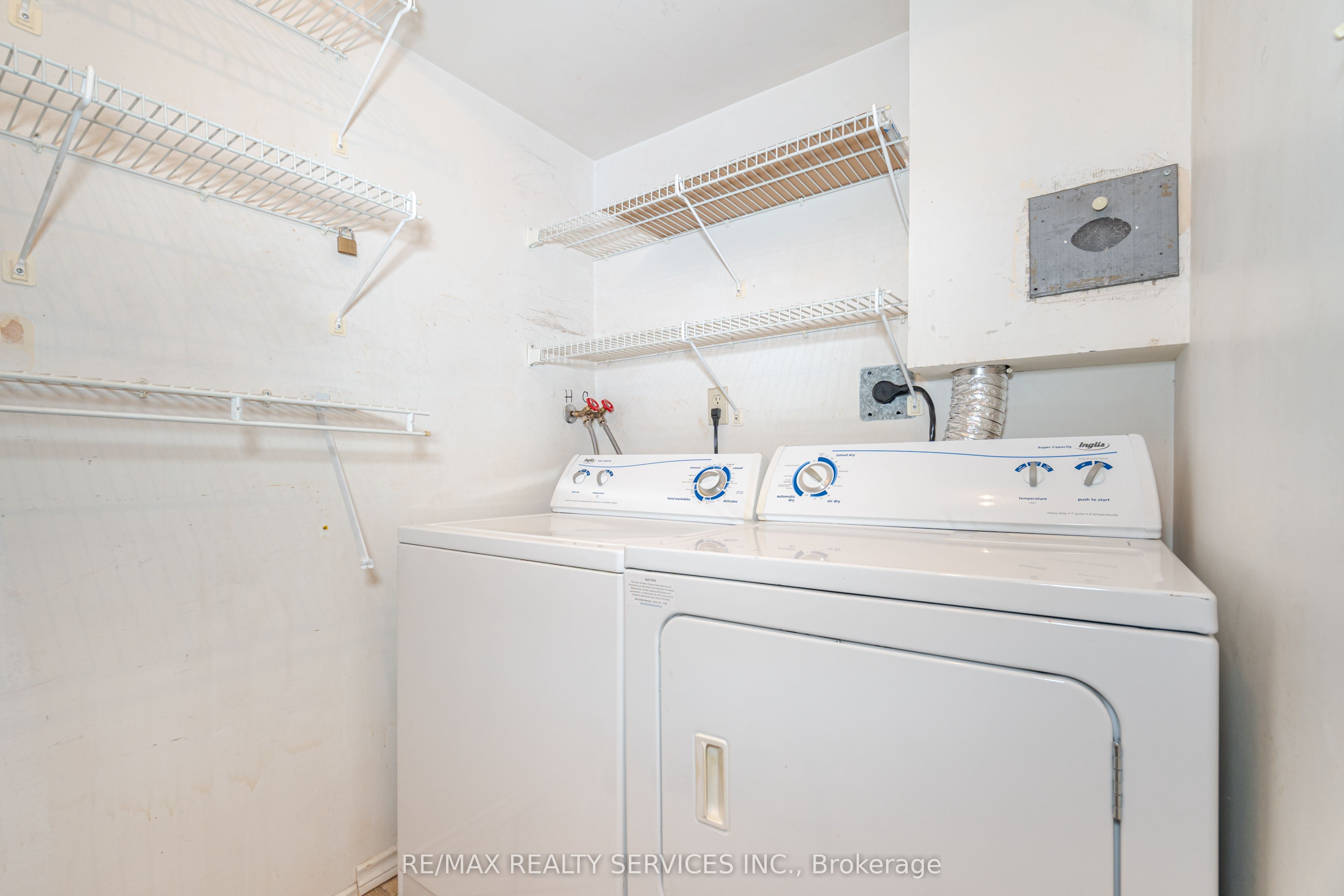 20 Cherrytree Drive 411 Property Photo 30