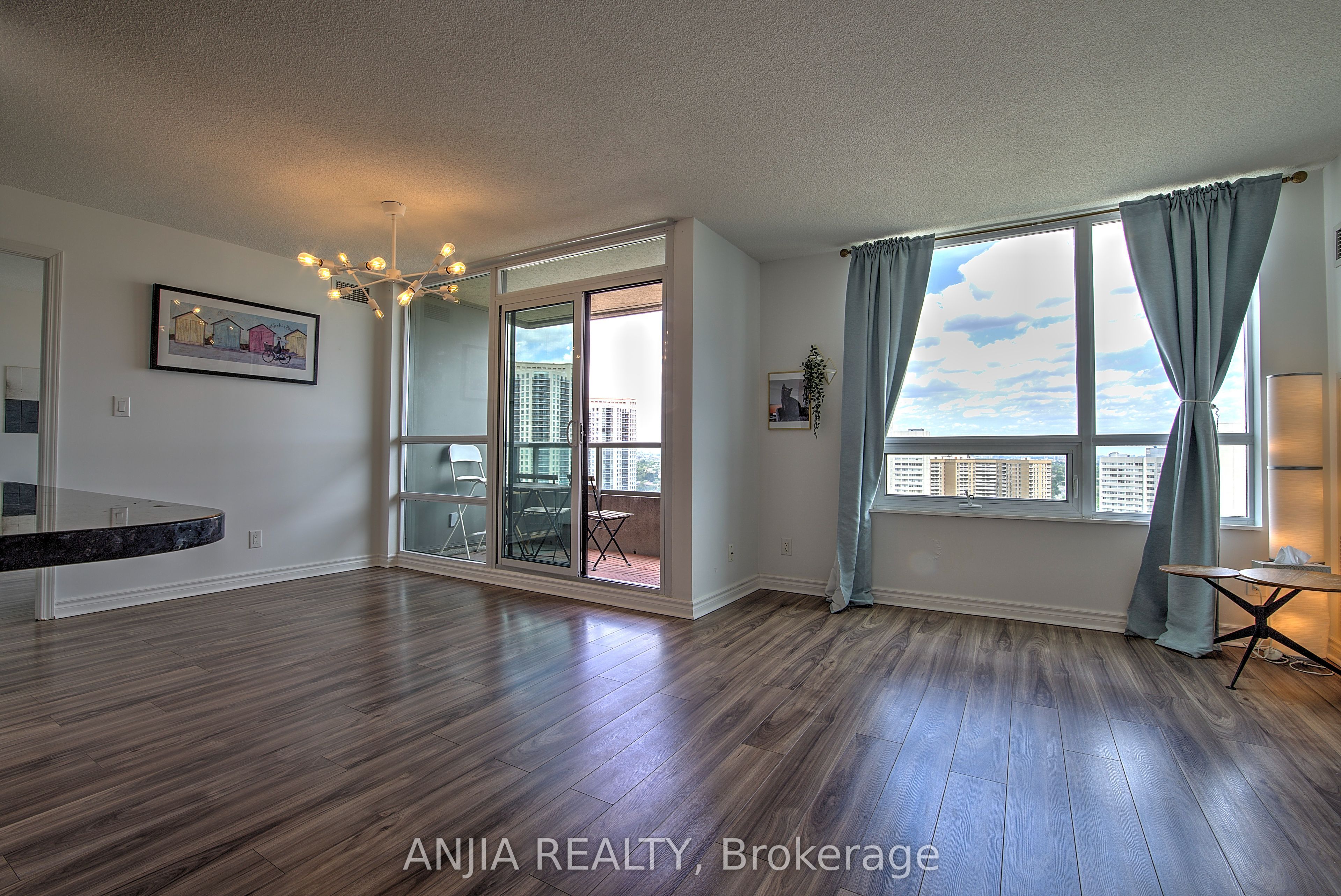 #2210 - 208 Enfield Place Property Photo 7