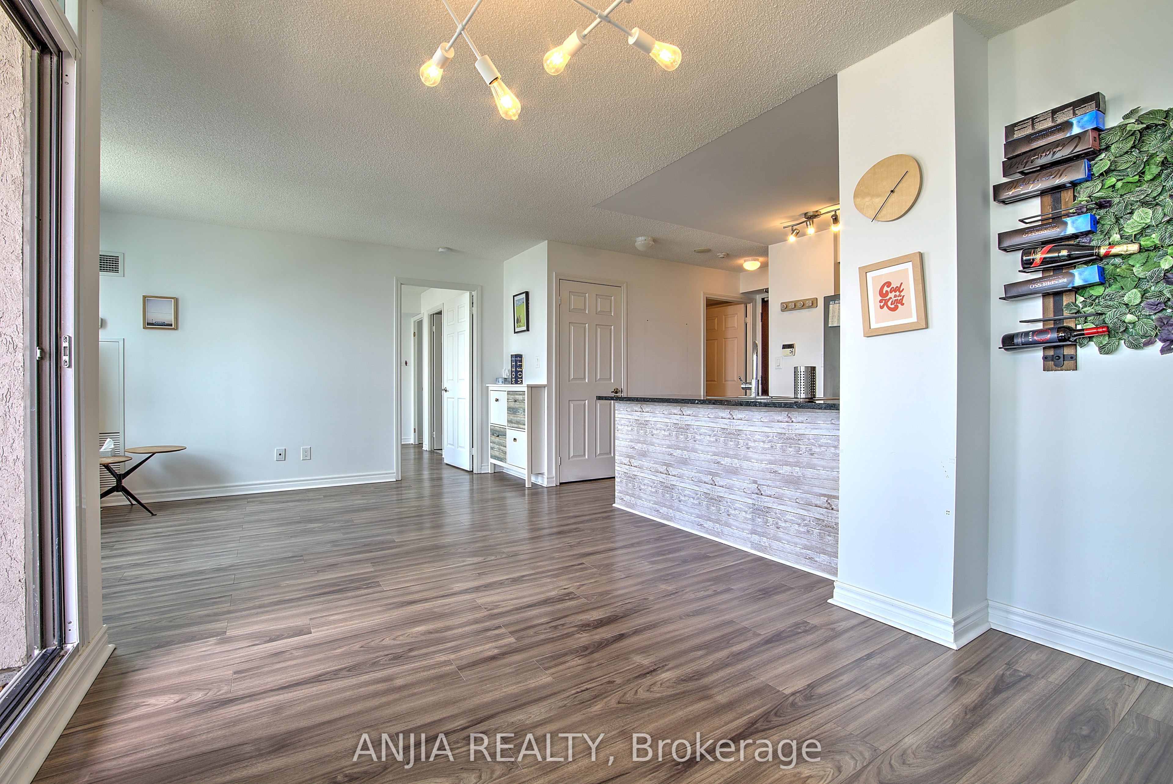 #2210 - 208 Enfield Place Property Photo 13