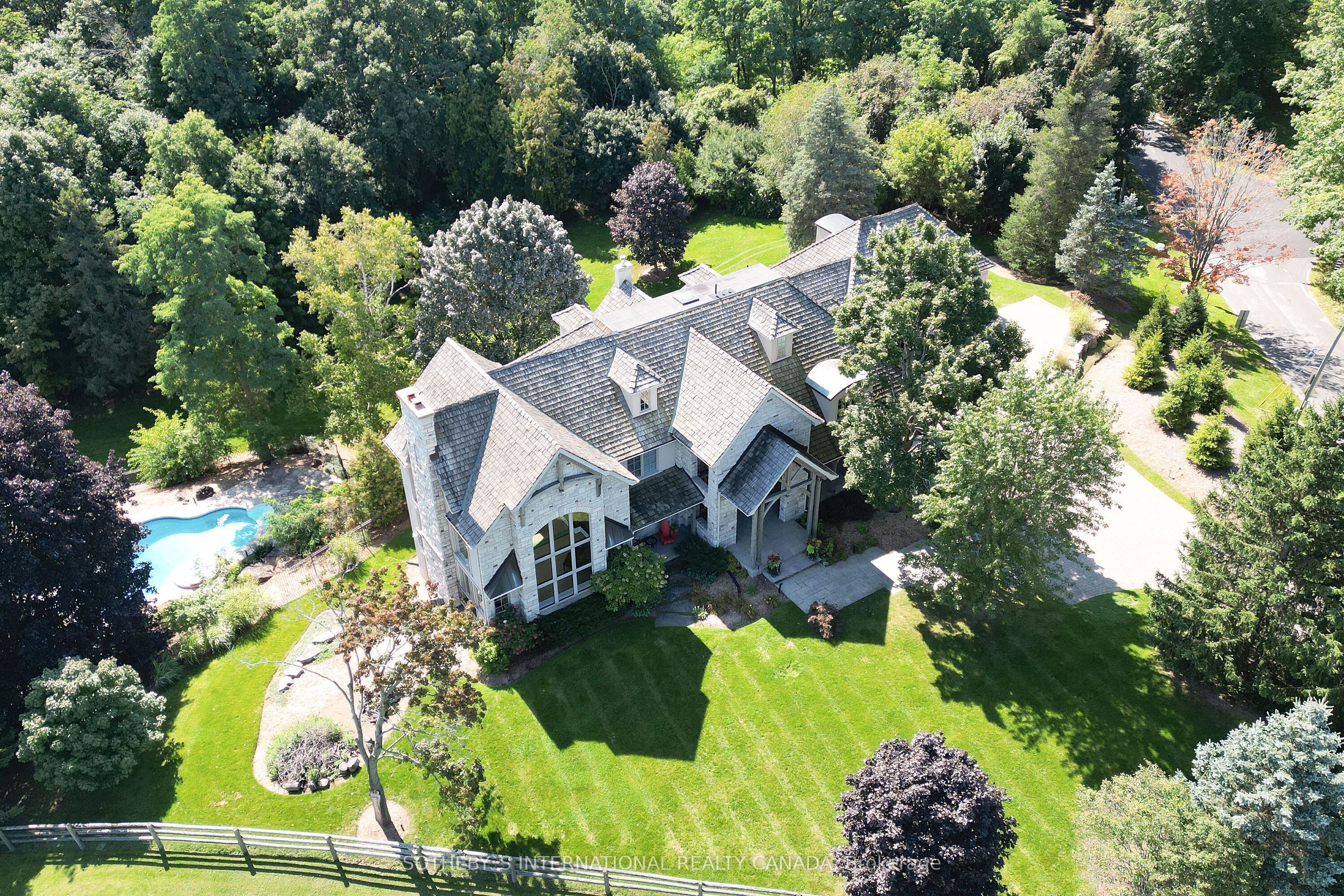 2376 8 Sideroad N/a Property Photo 4