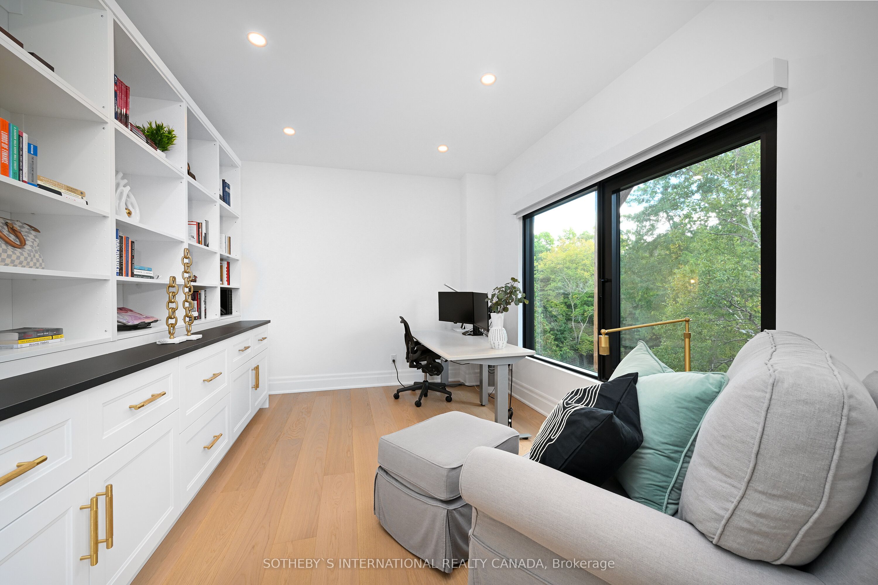 2376 8 Sideroad N/a Property Photo 16