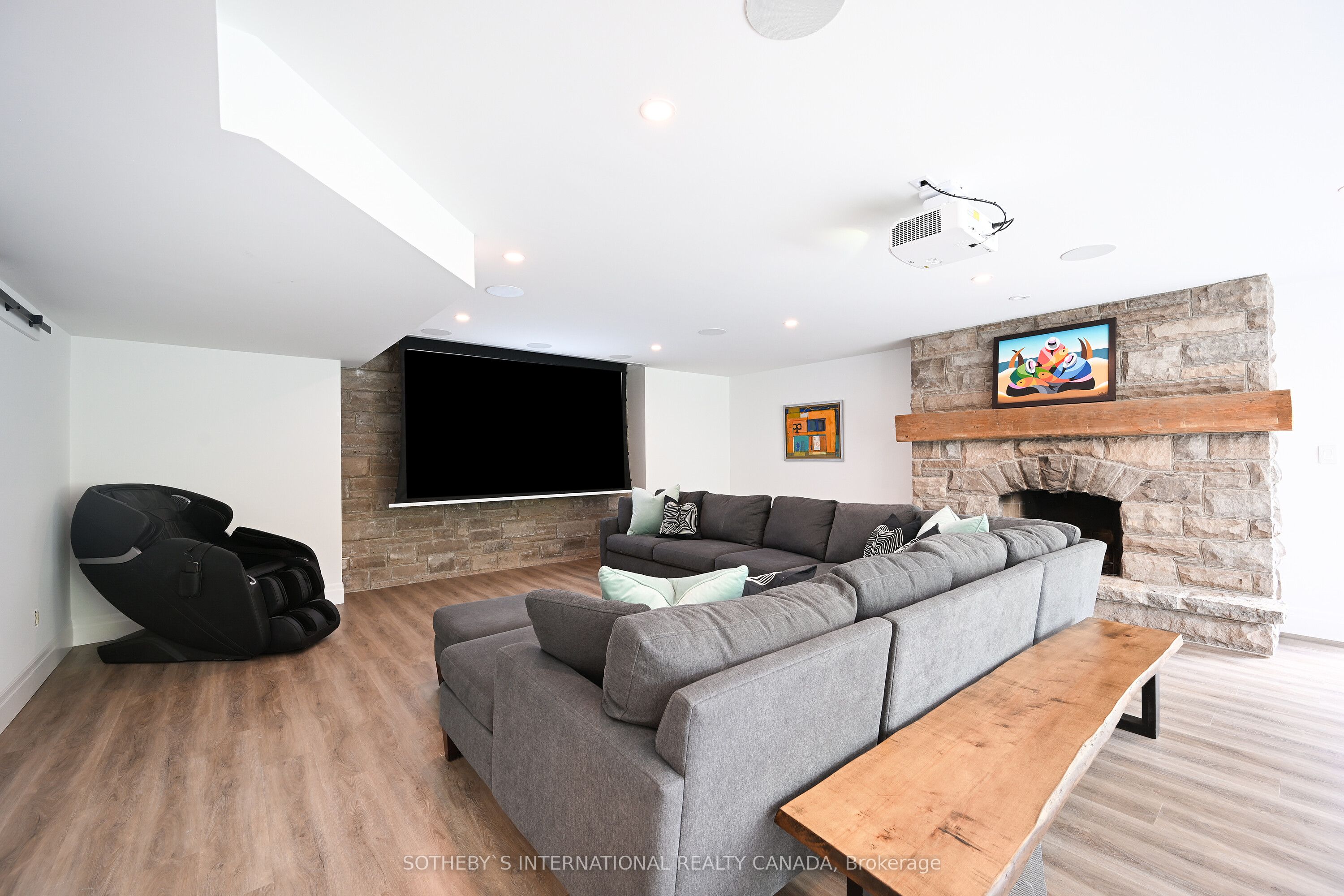 2376 8 Sideroad N/a Property Photo 27