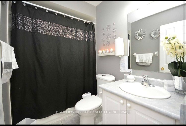 126 Edenbrook Hill Drive Property Photo 17