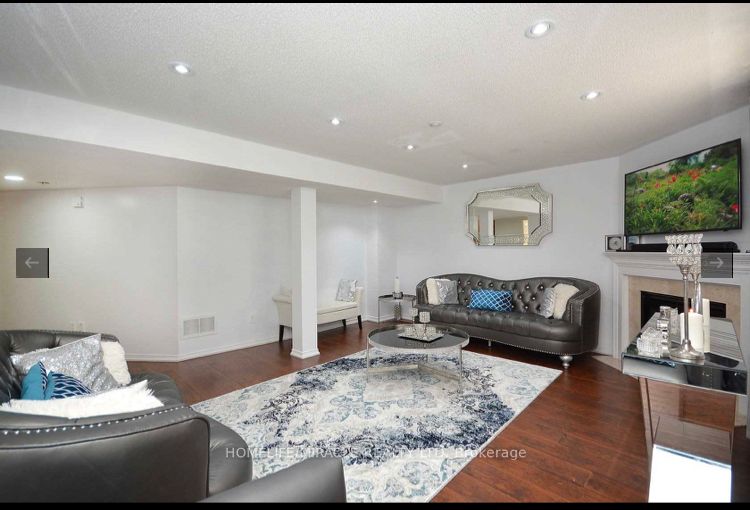 126 Edenbrook Hill Drive Property Photo 20