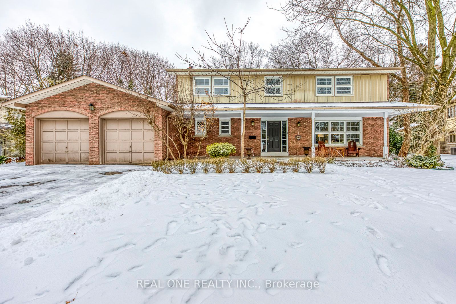 153 Cavendish Ct Property Photo 1