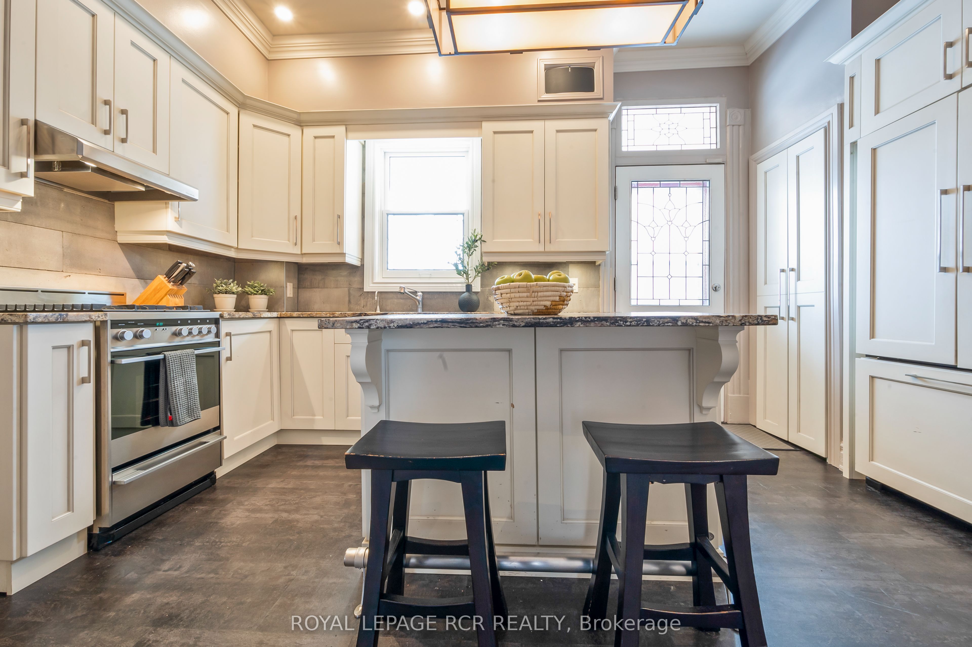 7 Zina Street Property Photo 10