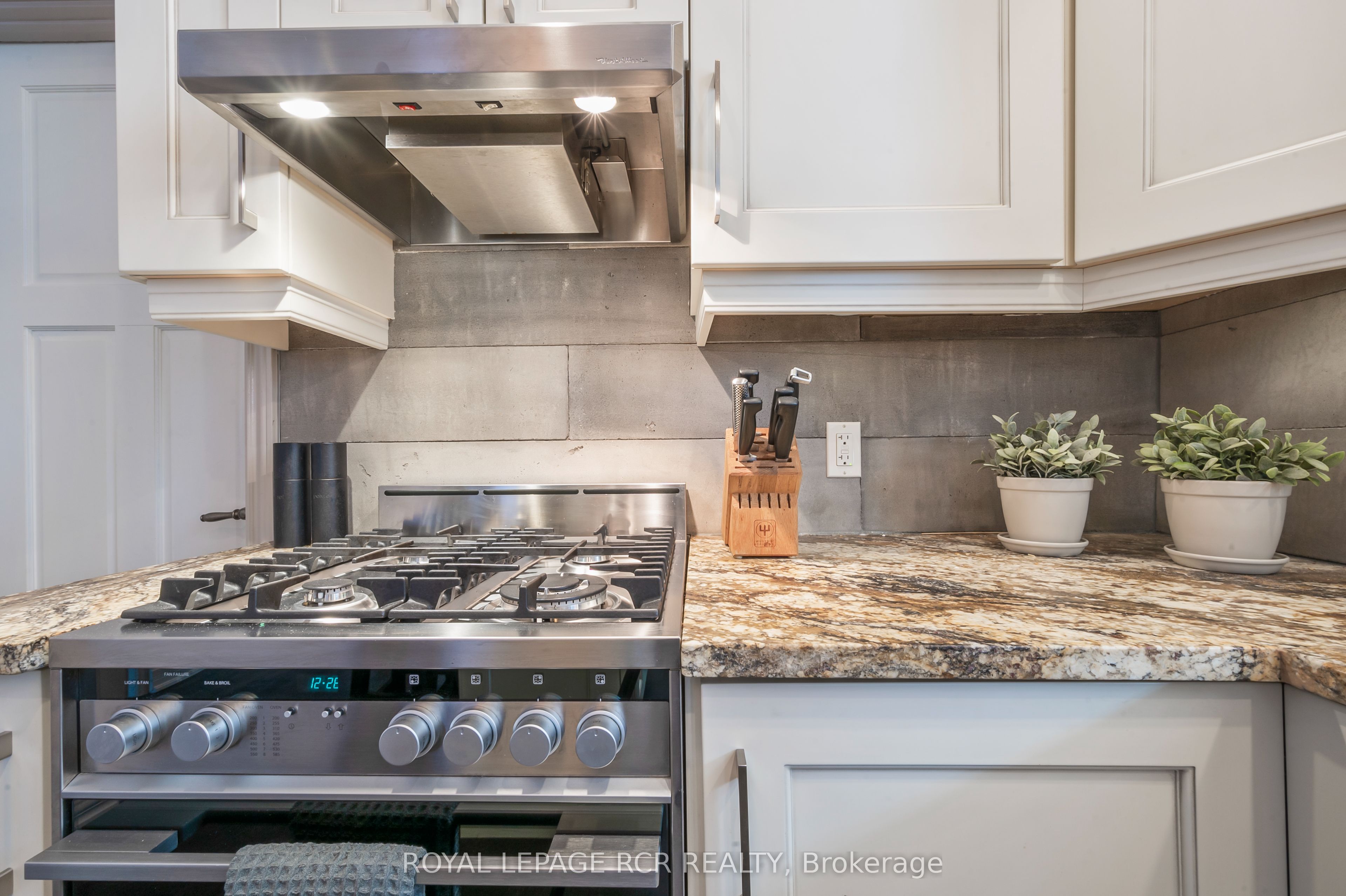 7 Zina Street Property Photo 12
