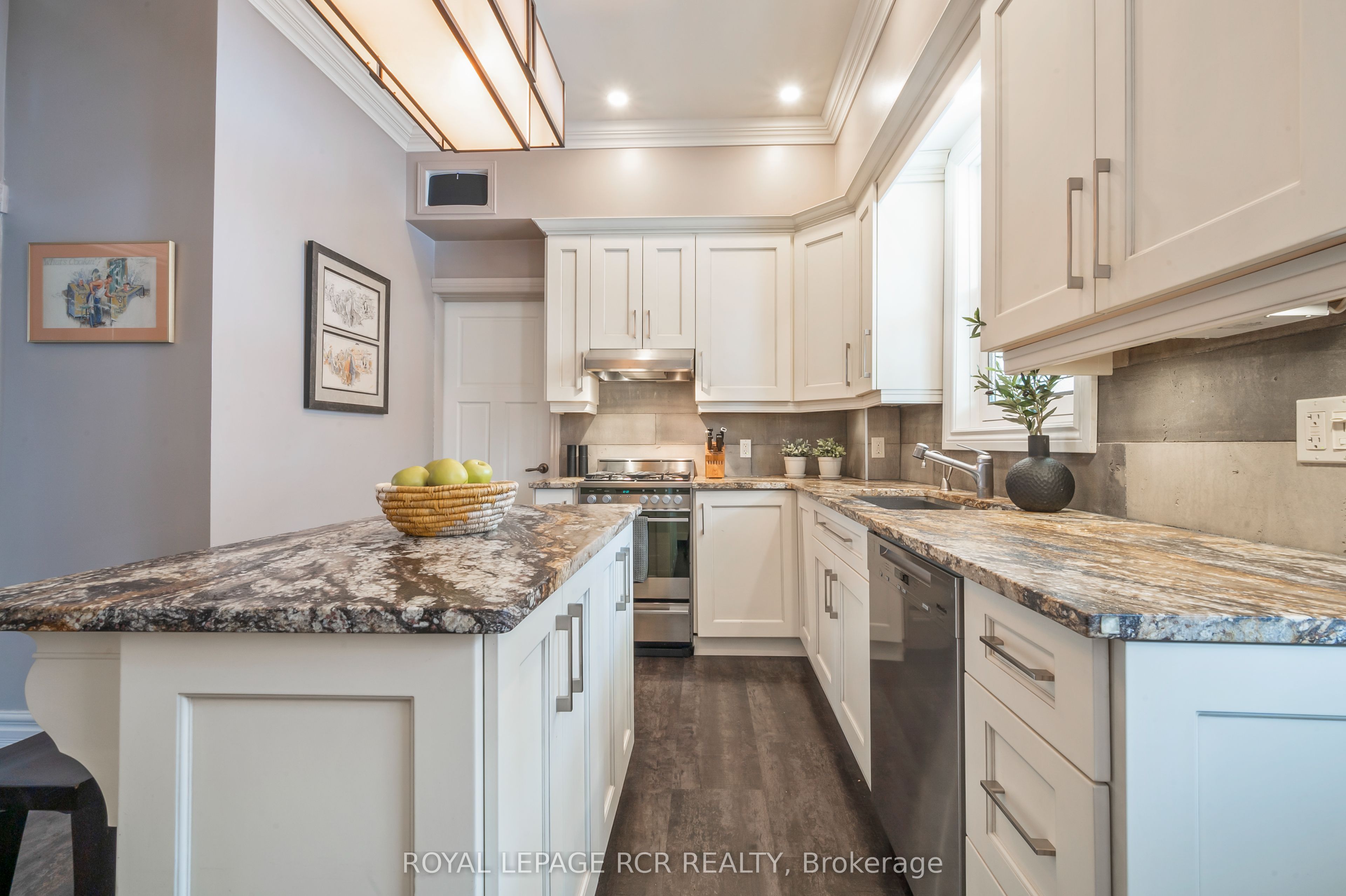 7 Zina Street Property Photo 14