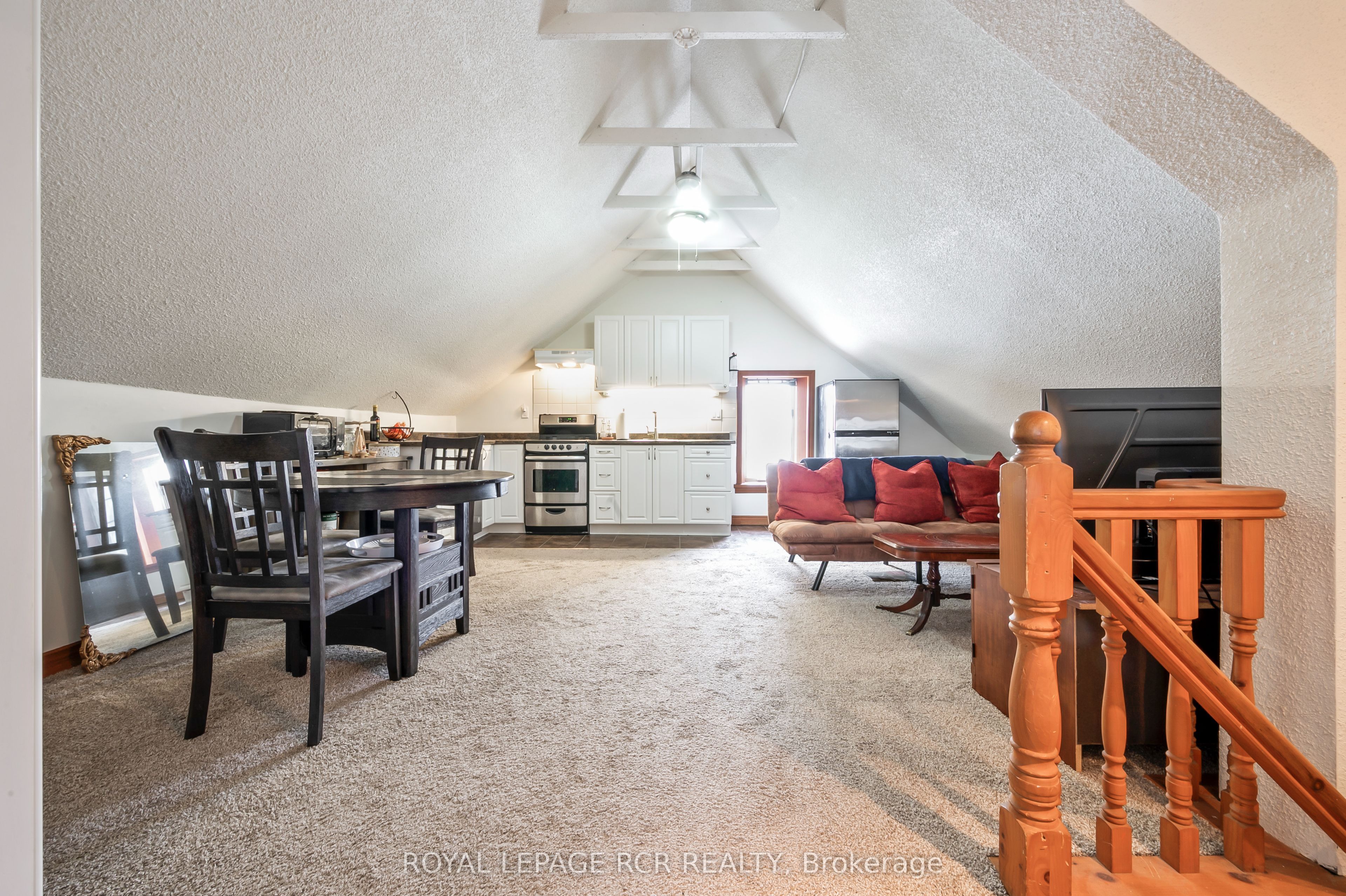 7 Zina Street Property Photo 36