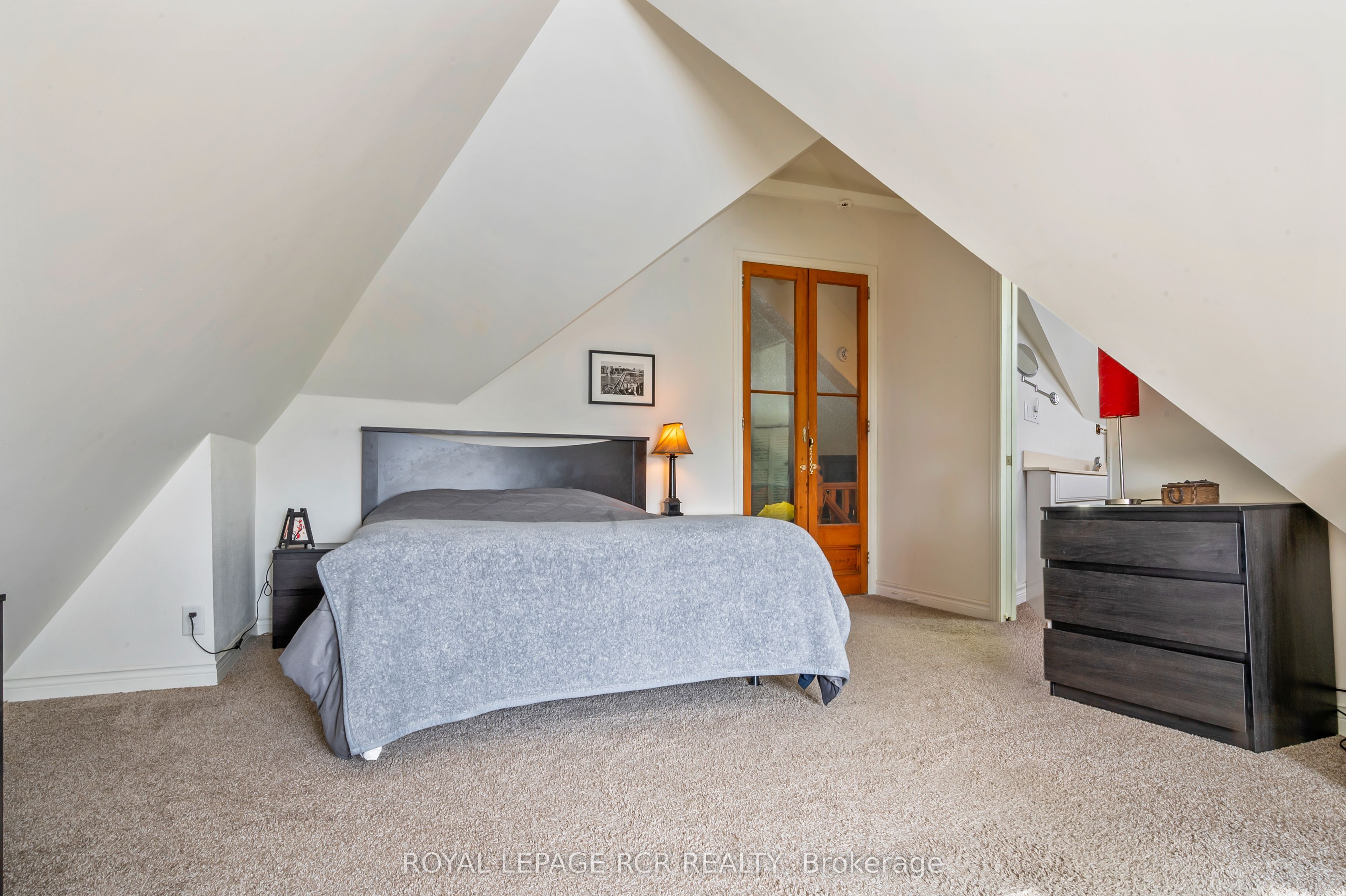 7 Zina Street Property Photo 38