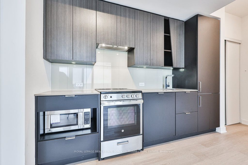#3006 - 3883 Quartz Road Property Photo 7