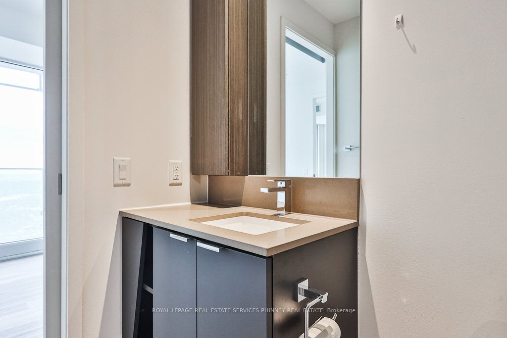 #3006 - 3883 Quartz Road Property Photo 16